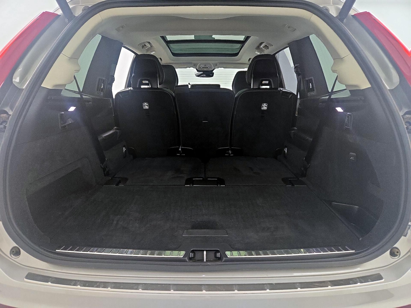 2024 Volvo XC90 Plus - Photo 25