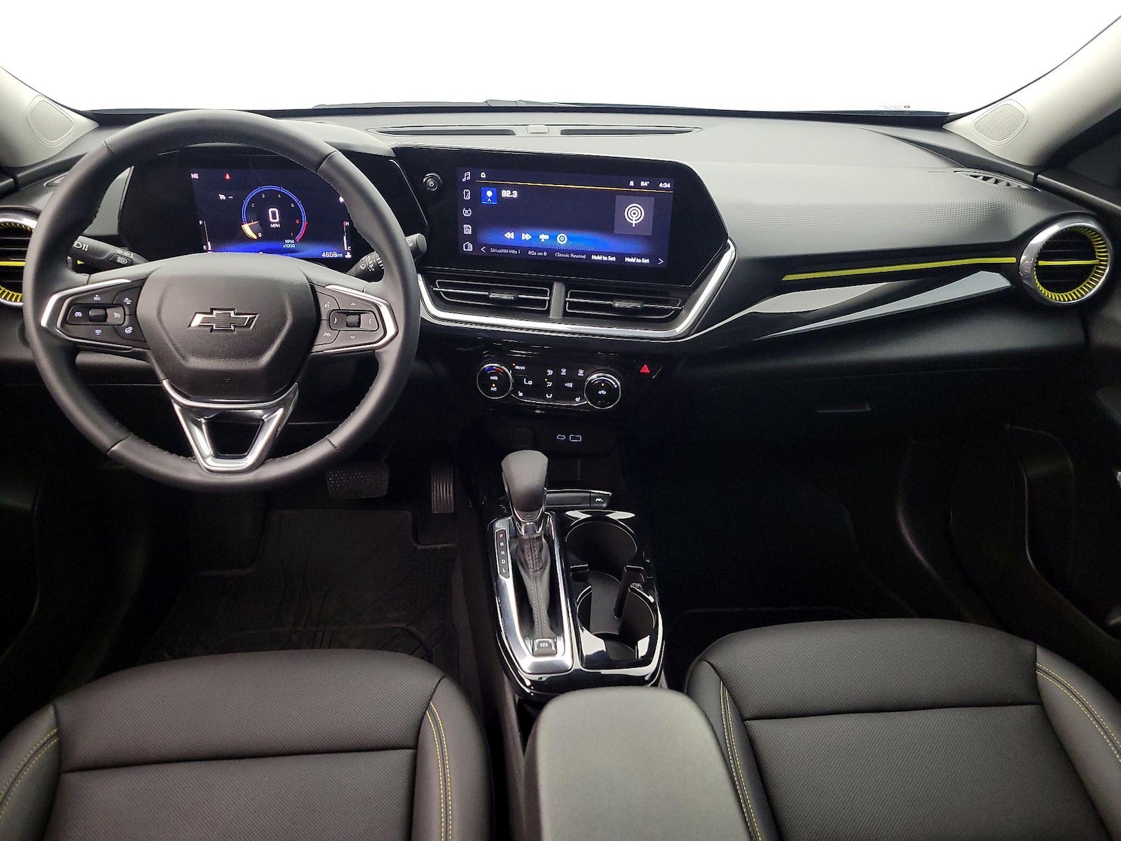 2025 Chevrolet Trax Activ - Photo 10