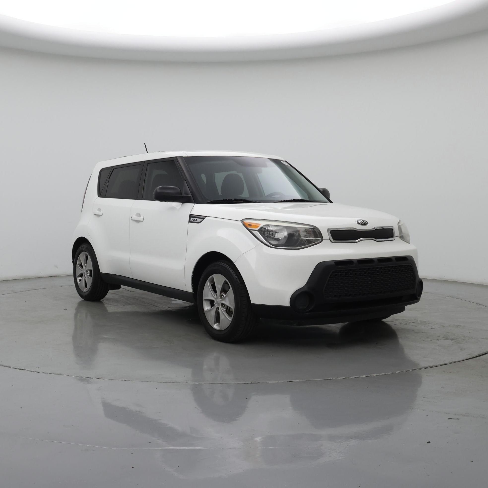 White 2016 Kia Soul Wagon  Manual