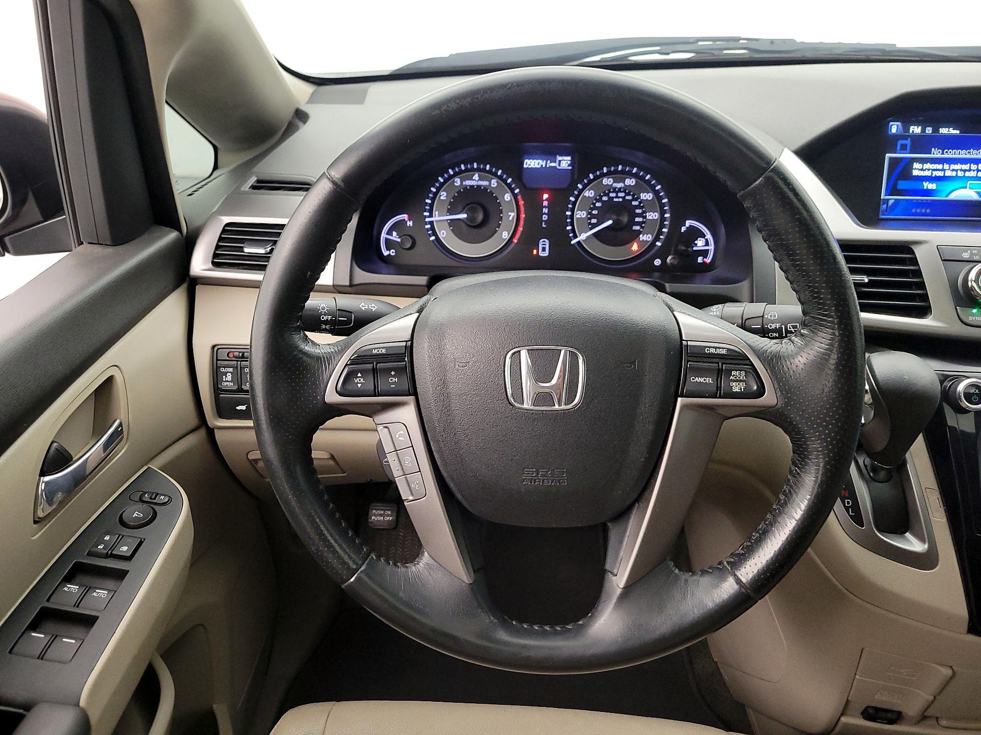 Thumbnail: 2016 Honda Odyssey - 10
