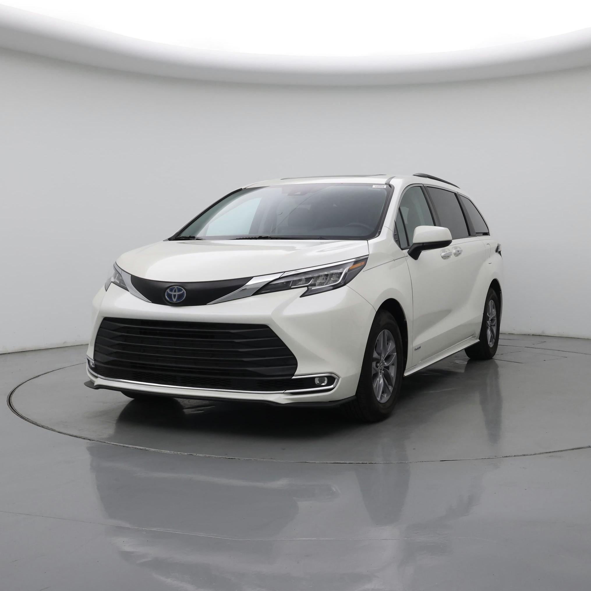 Thumbnail: 2021 Toyota Sienna - 4