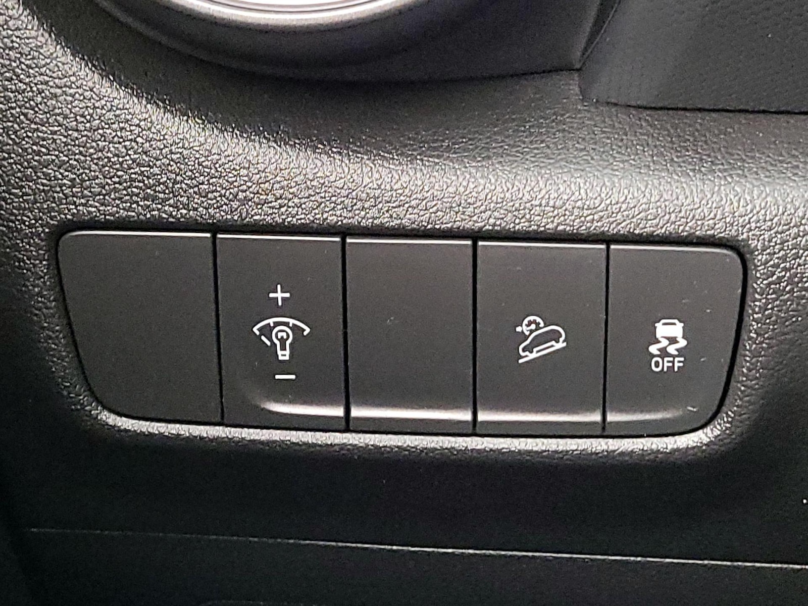 2023 Hyundai Kona SEL - Photo 14