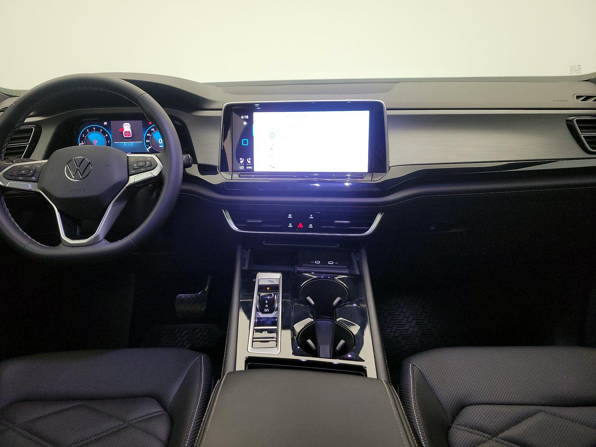 Thumbnail: 2024 Volkswagen Atlas - 9