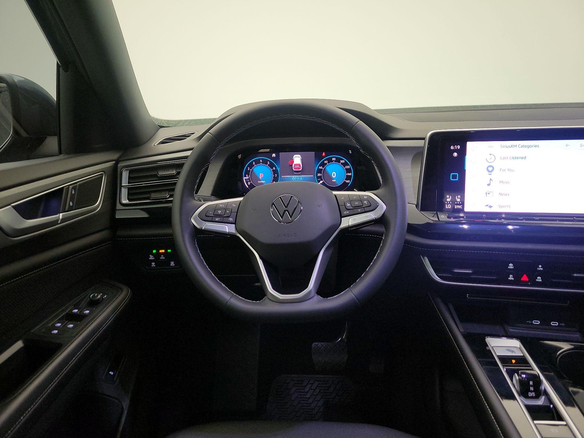 Thumbnail: 2024 Volkswagen Atlas - 10