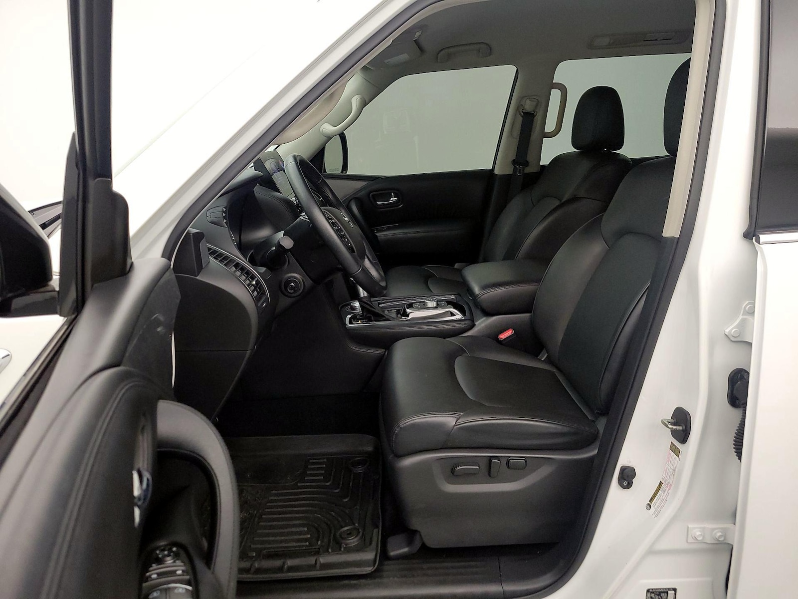 2024 Nissan Armada SV - Photo 12