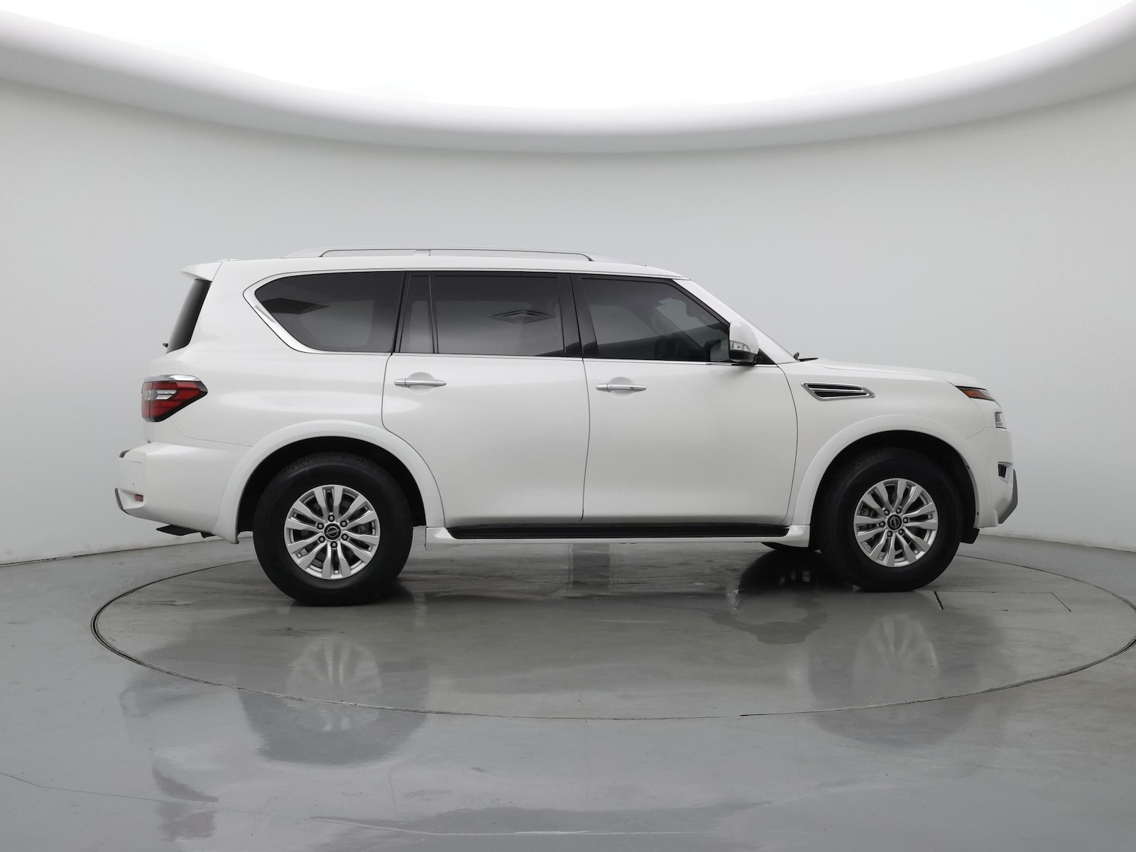2024 Nissan Armada SV - Photo 8