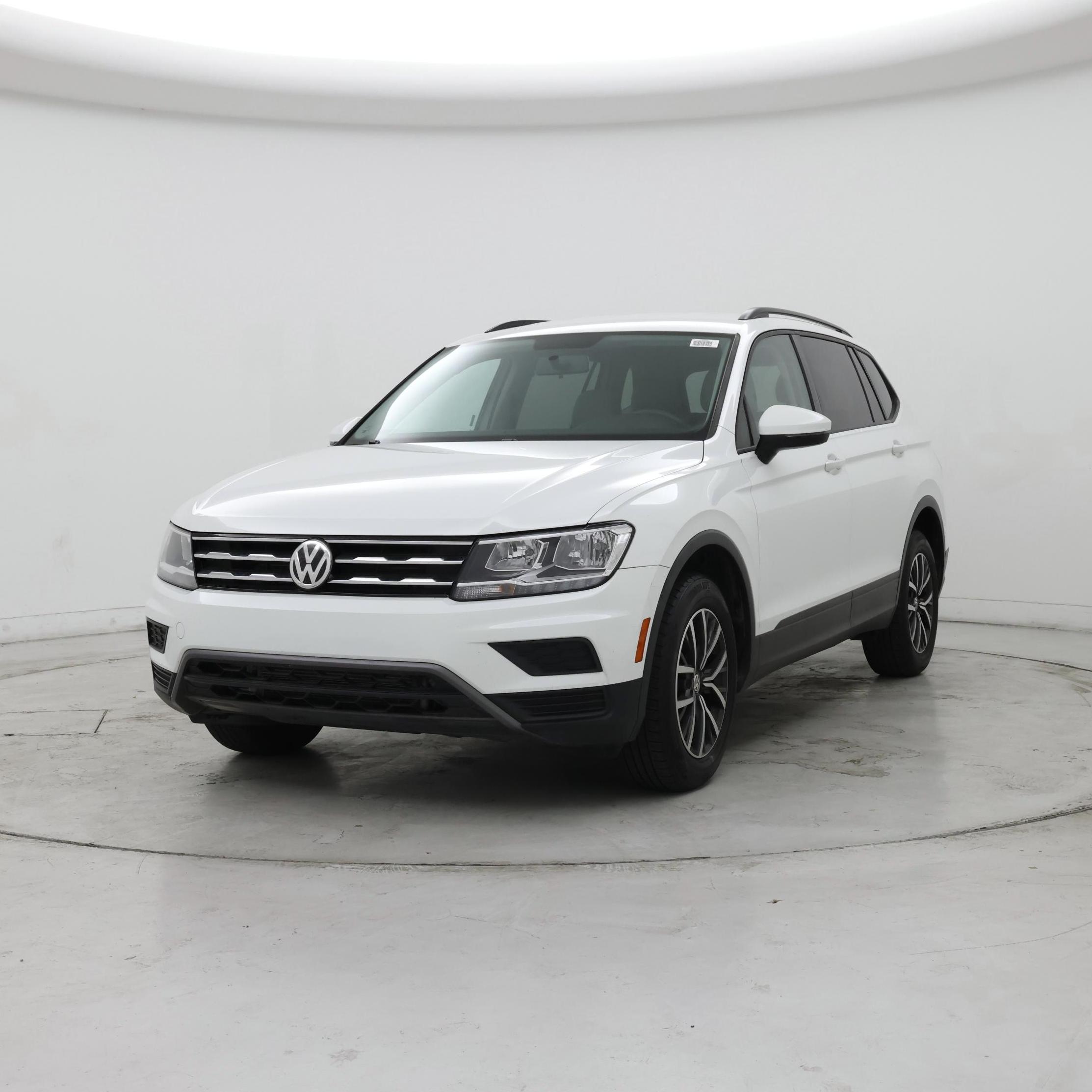 Thumbnail: 2021 Volkswagen Tiguan - 4