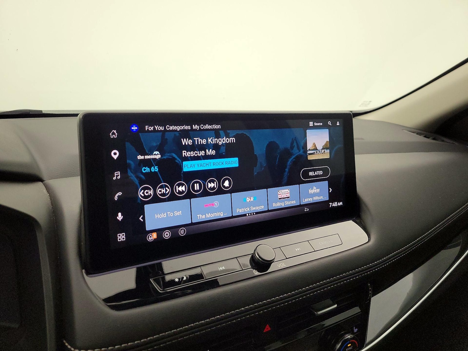 2024 Nissan Rogue SL - Photo 17