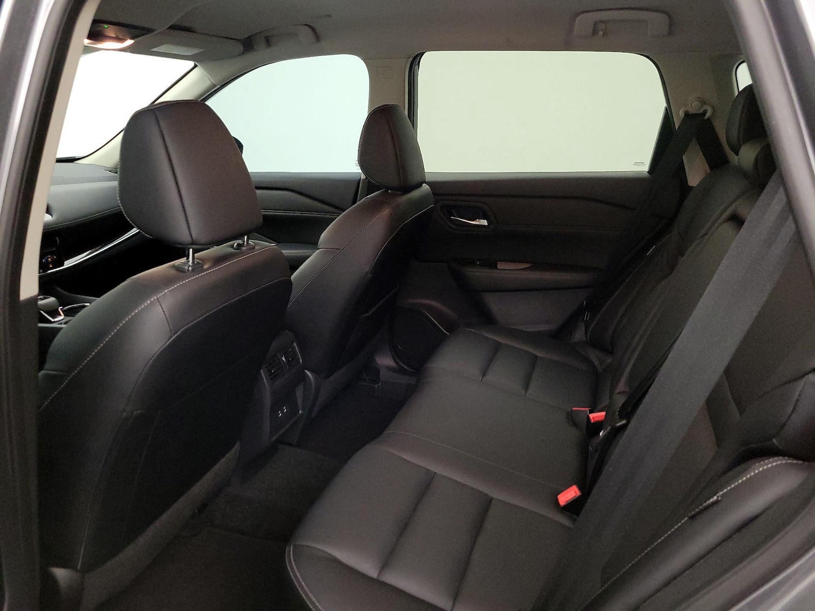 2024 Nissan Rogue SL - Photo 21
