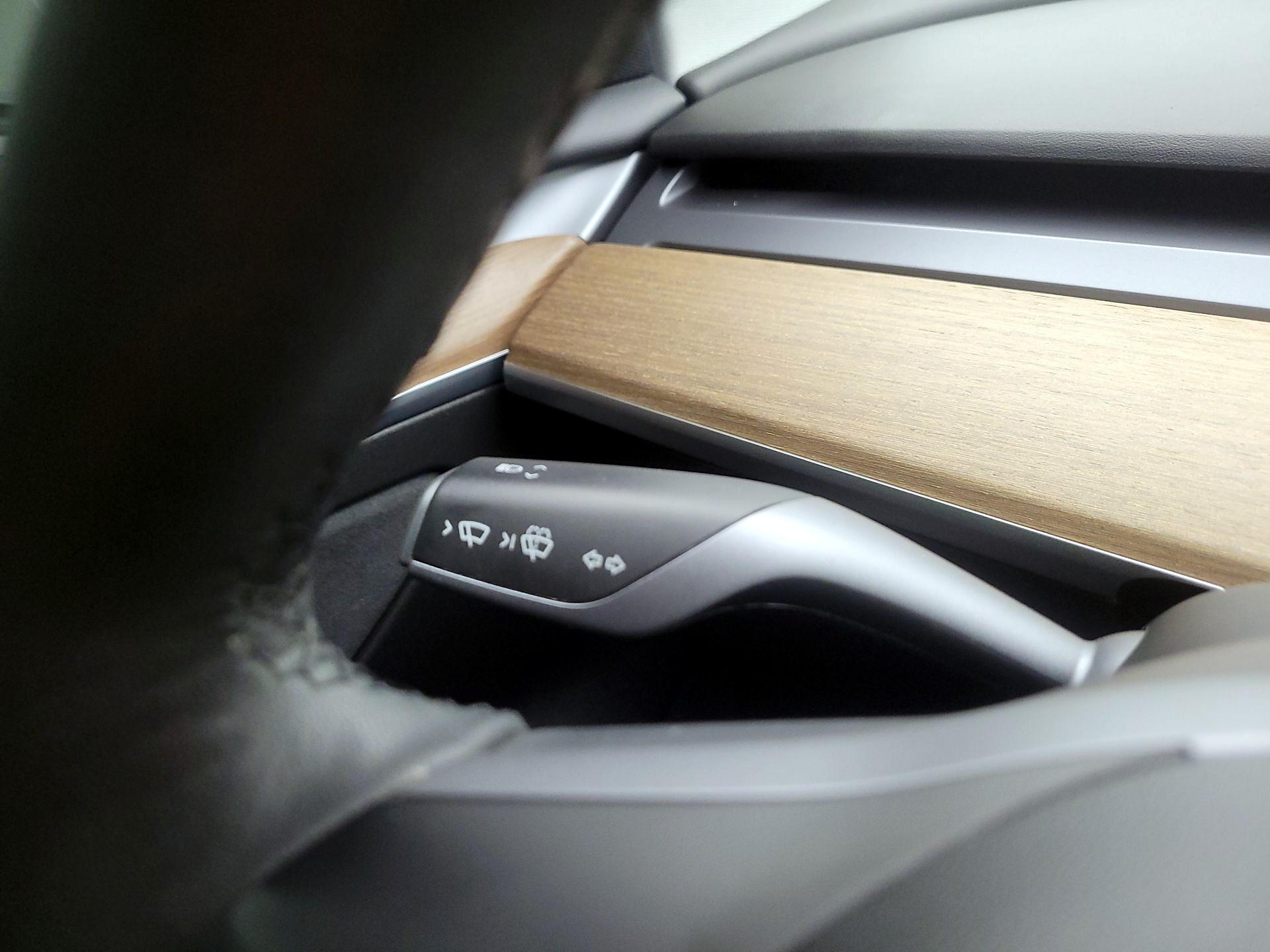 Thumbnail: 2022 Tesla Model 3 - 13