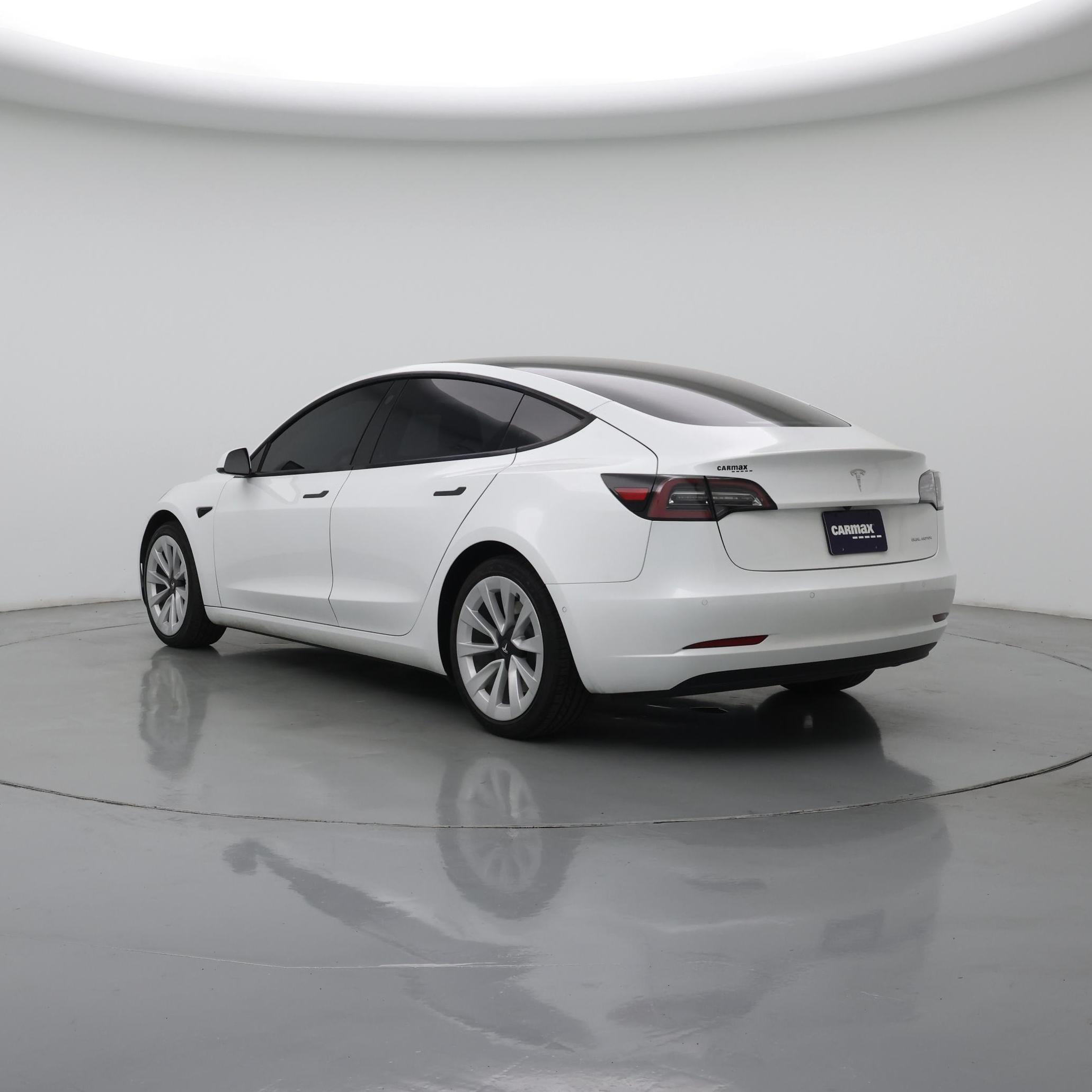 Thumbnail: 2022 Tesla Model 3 - 2