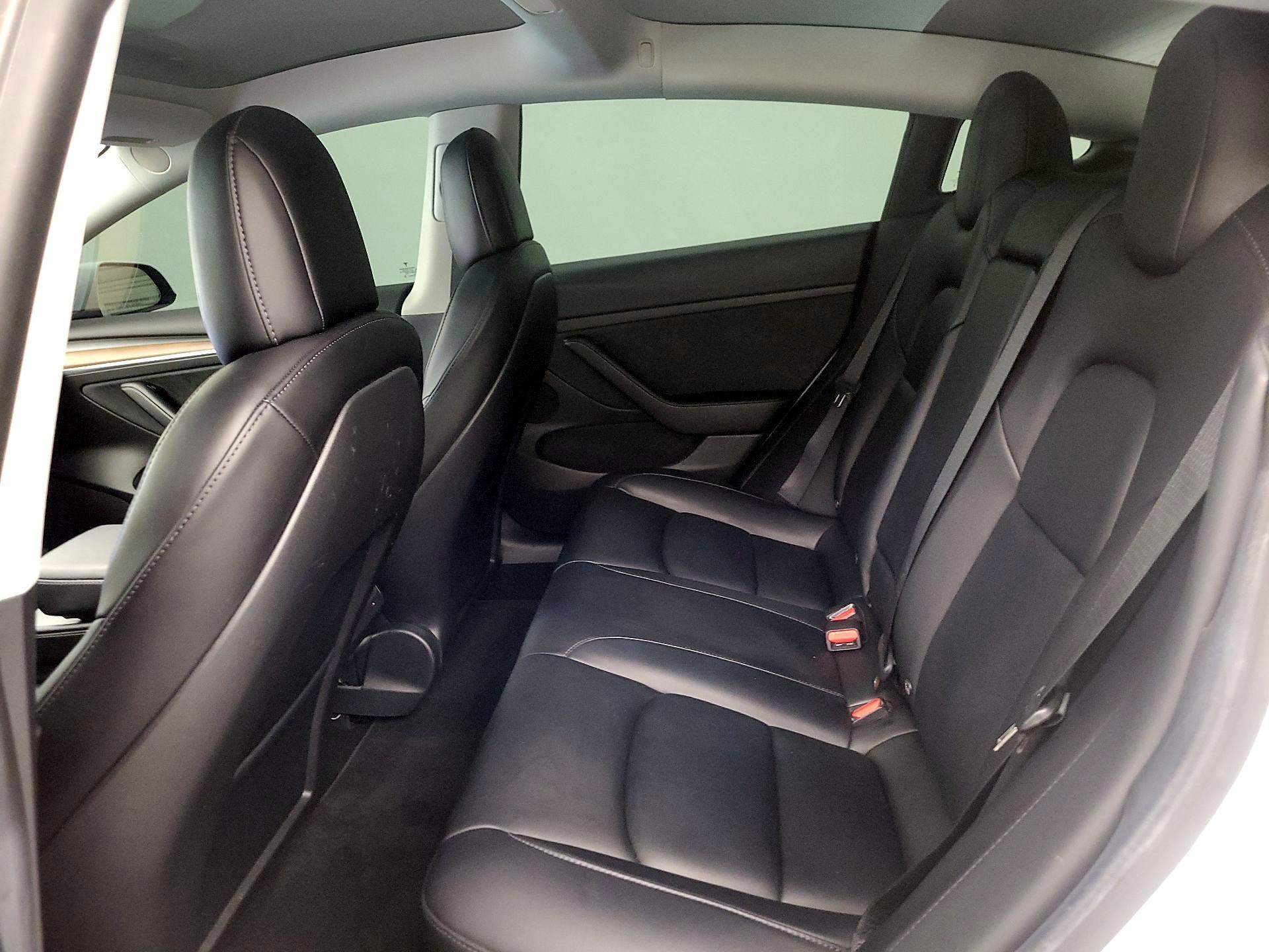 Thumbnail: 2022 Tesla Model 3 - 20