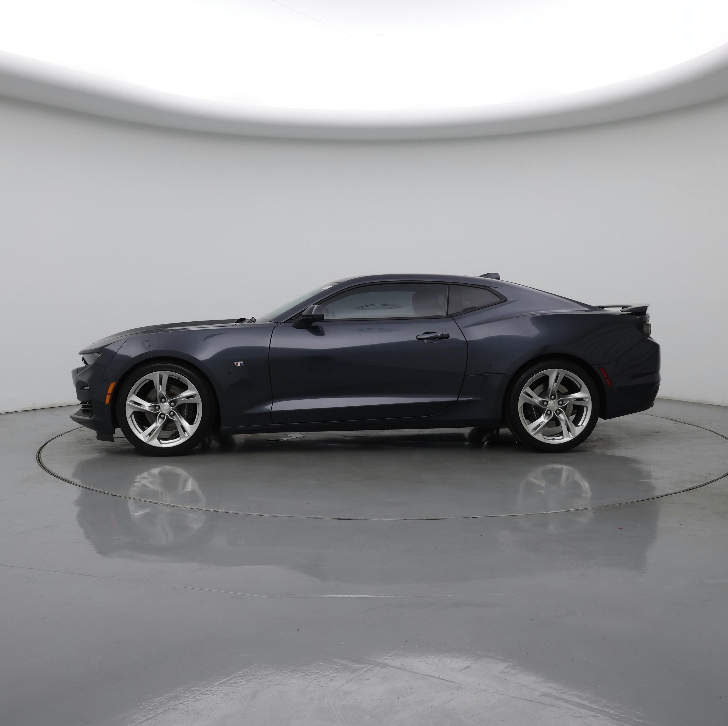 Thumbnail: 2020 Chevrolet Camaro - 3