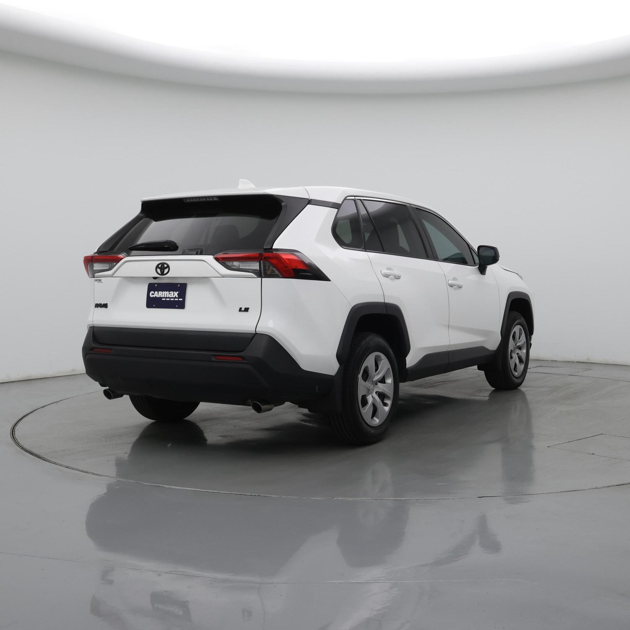 Thumbnail: 2024 Toyota RAV4 - 8