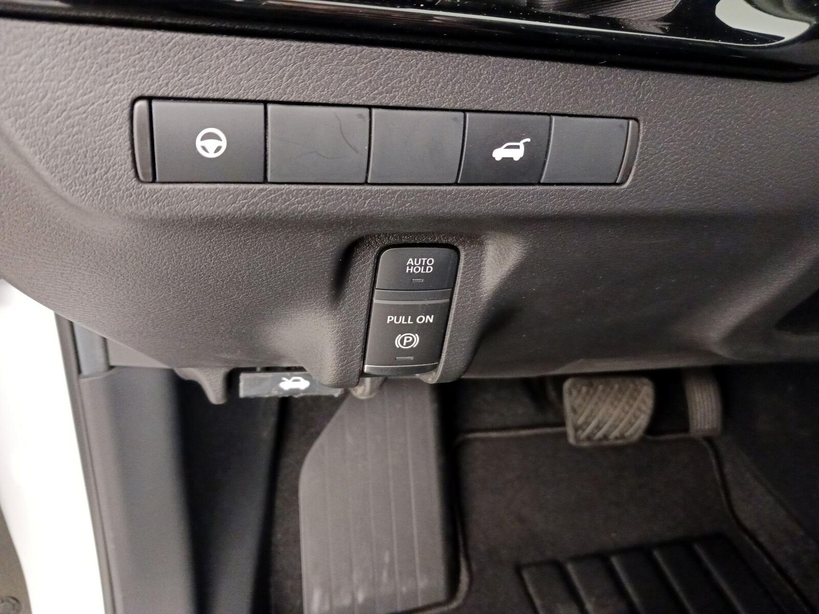 2025 Nissan Murano SV - Photo 14