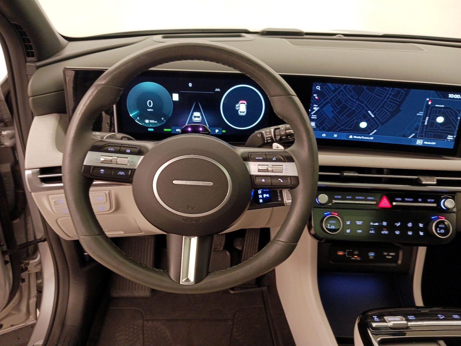 2025 Hyundai Tucson Limited - Photo 11
