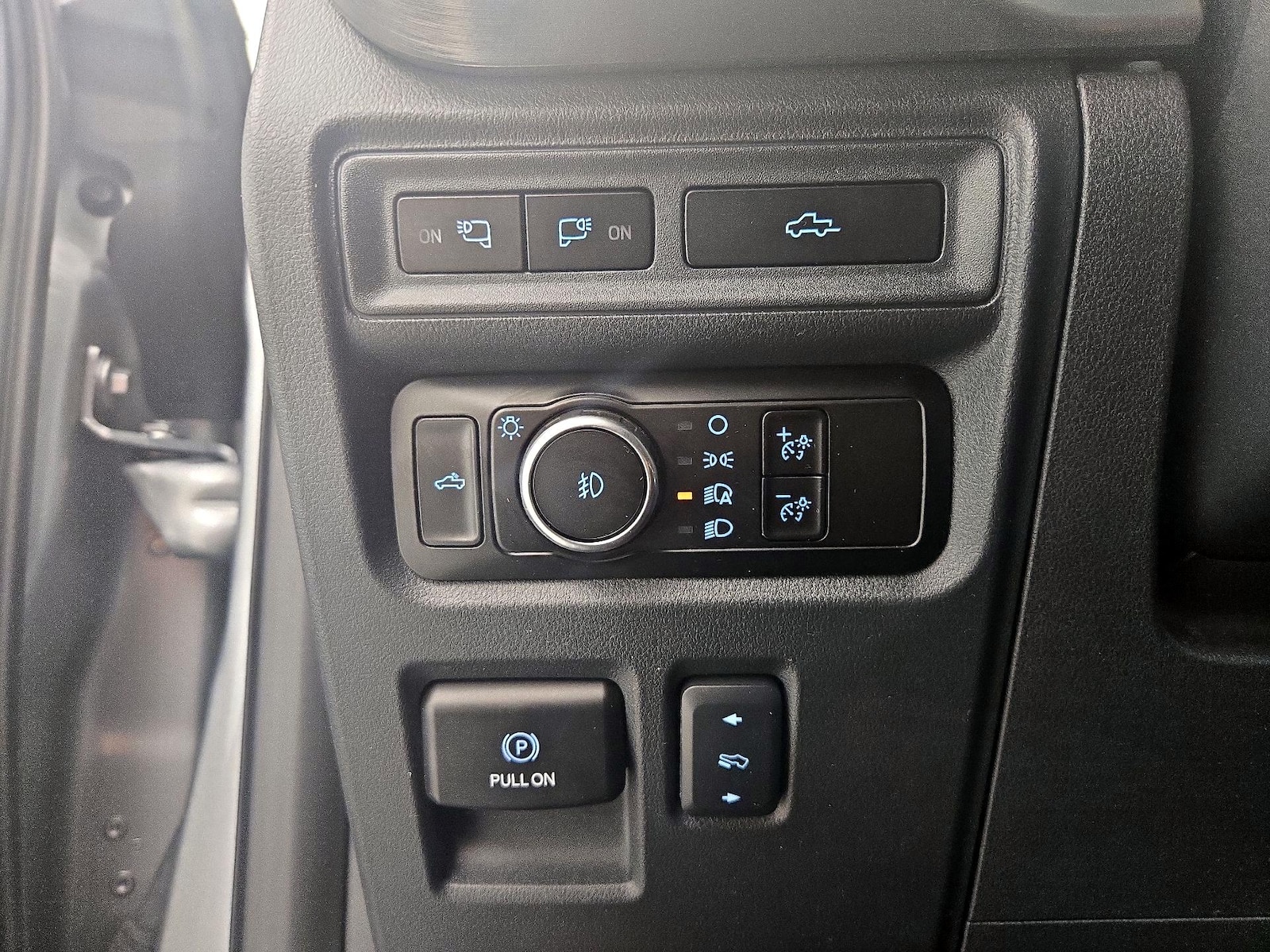 2023 Ford F-150 Lariat - Photo 14