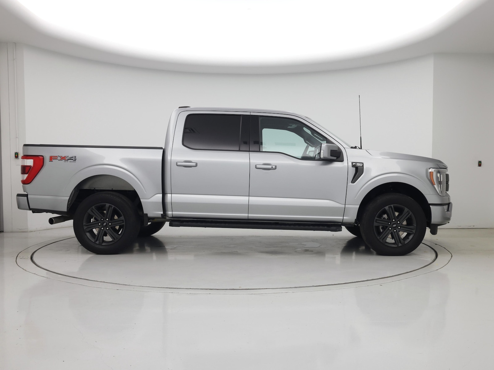 2023 Ford F-150 Lariat - Photo 8