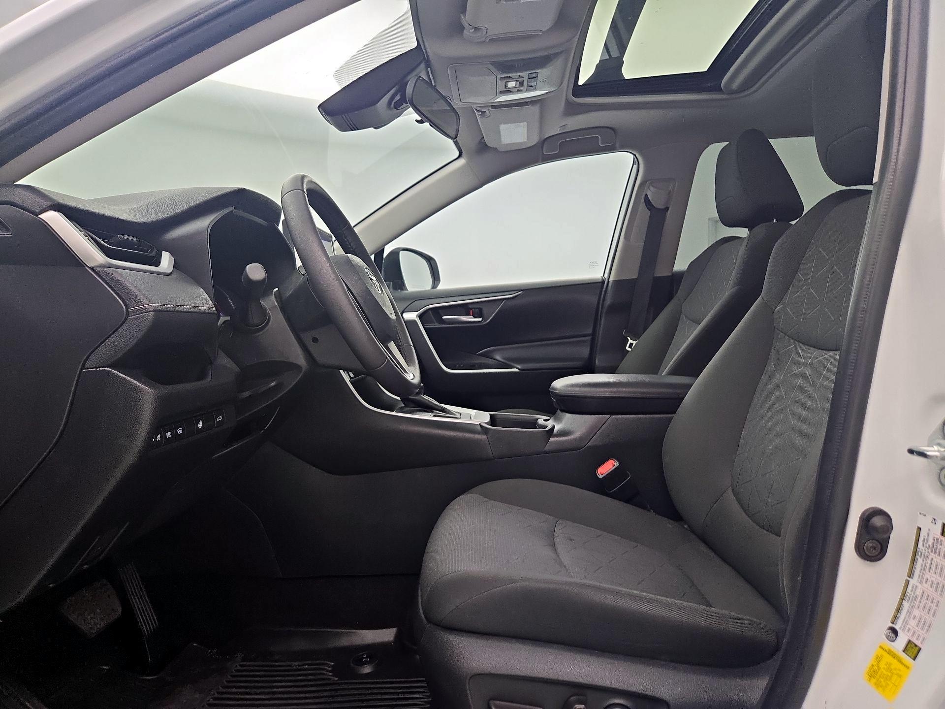 Thumbnail: 2023 Toyota RAV4 - 11