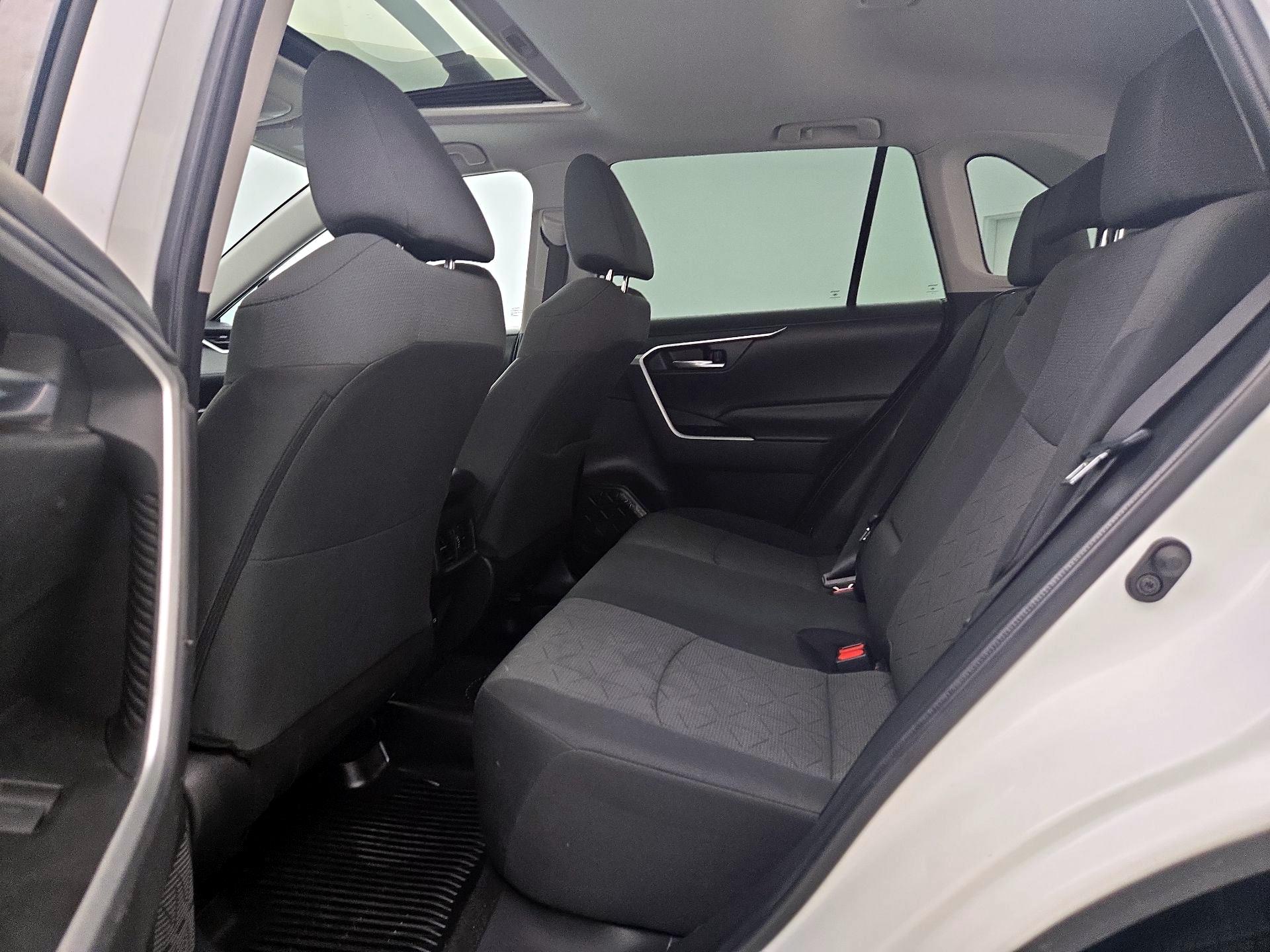 Thumbnail: 2023 Toyota RAV4 - 20