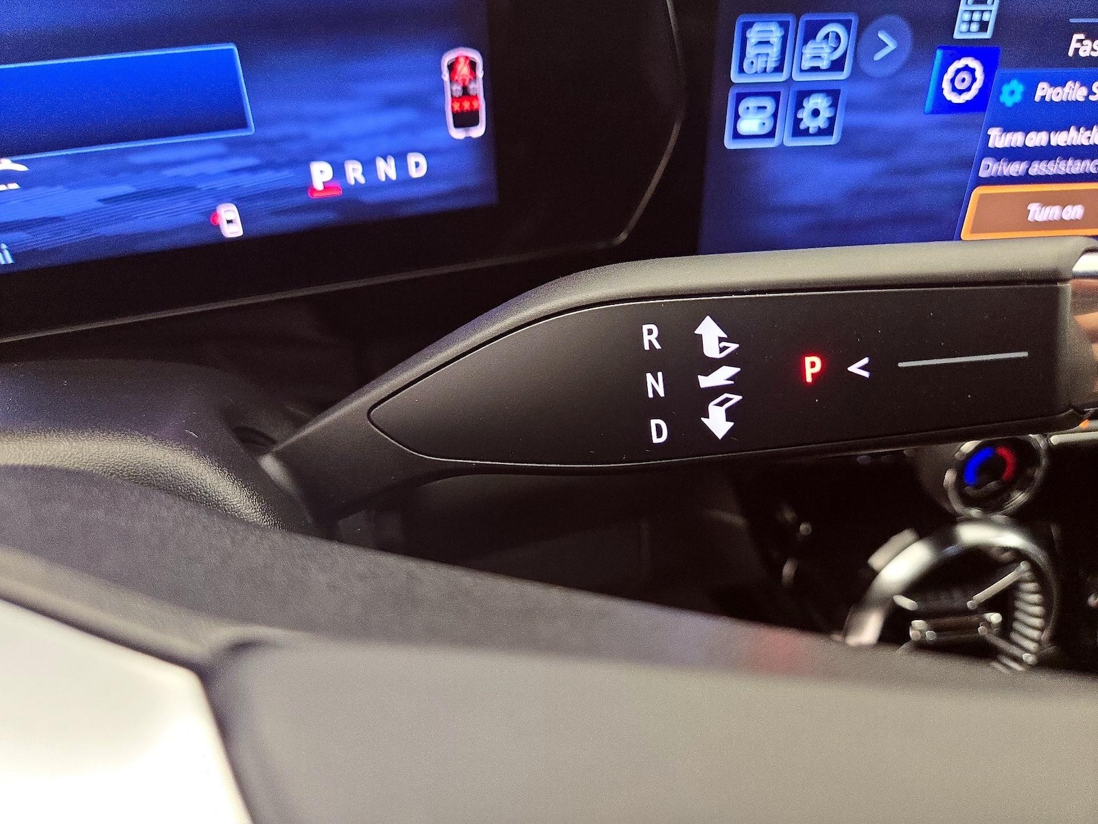 2024 Chevrolet Blazer EV LT - Photo 18