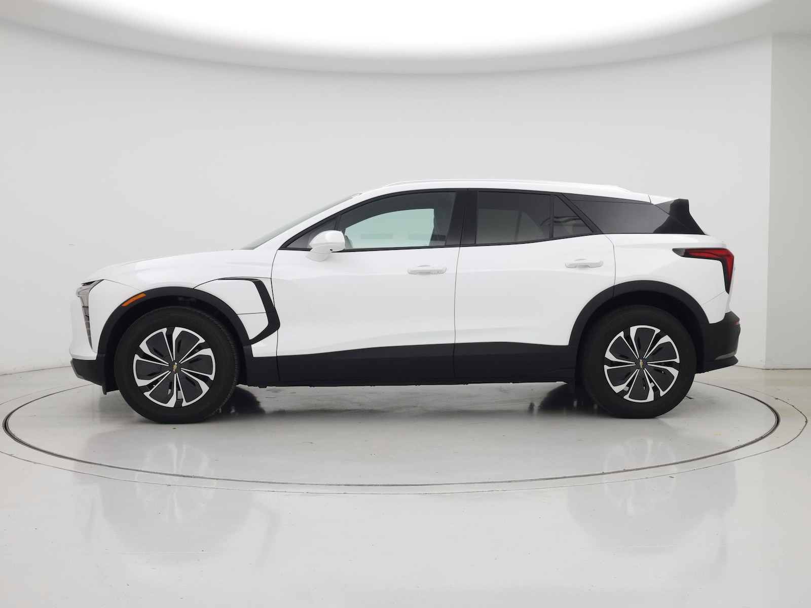 2024 Chevrolet Blazer EV LT - Photo 4