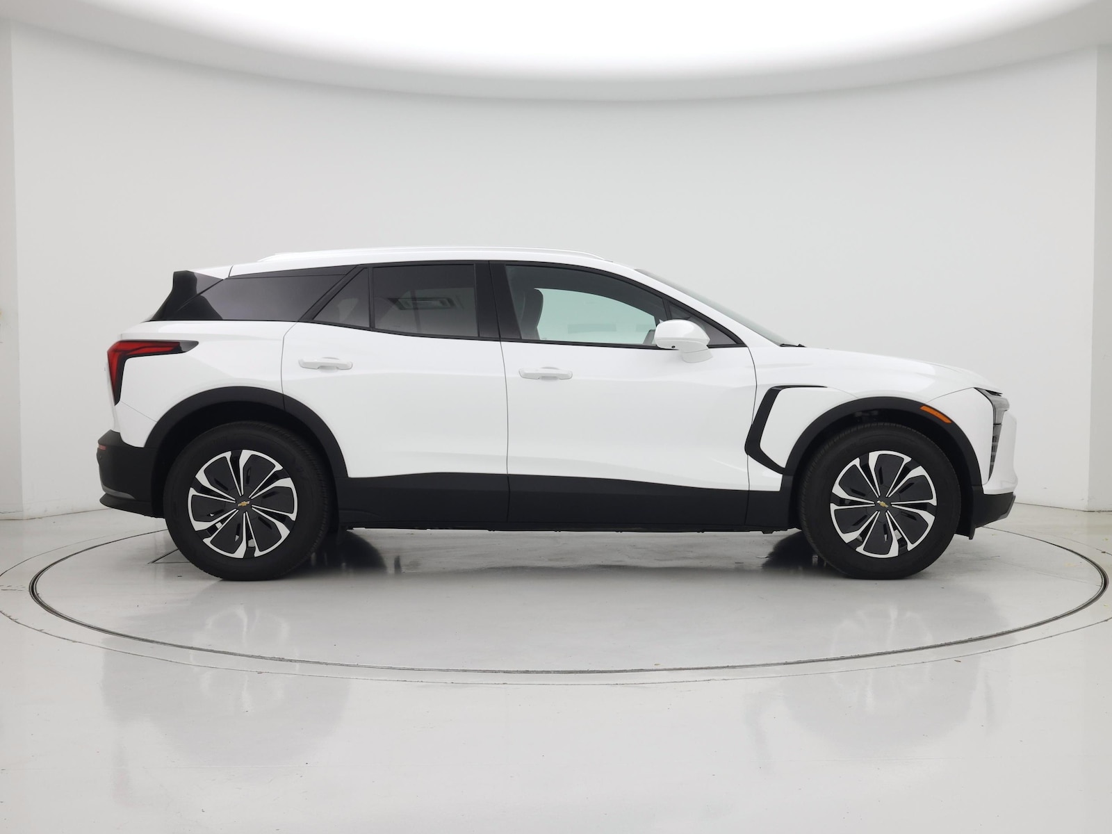 2024 Chevrolet Blazer EV LT - Photo 8
