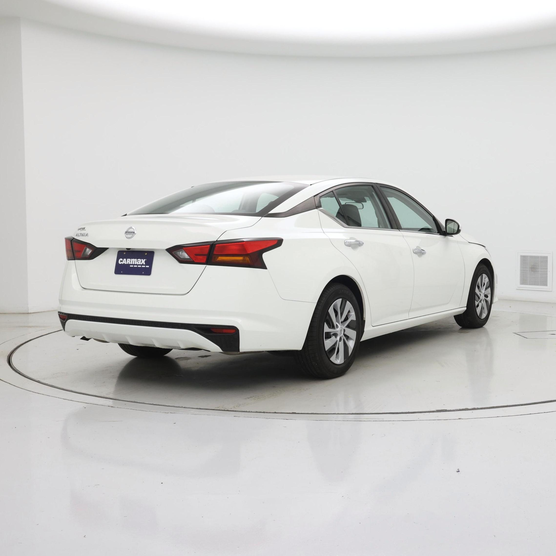 Thumbnail: 2022 Nissan Altima - 8