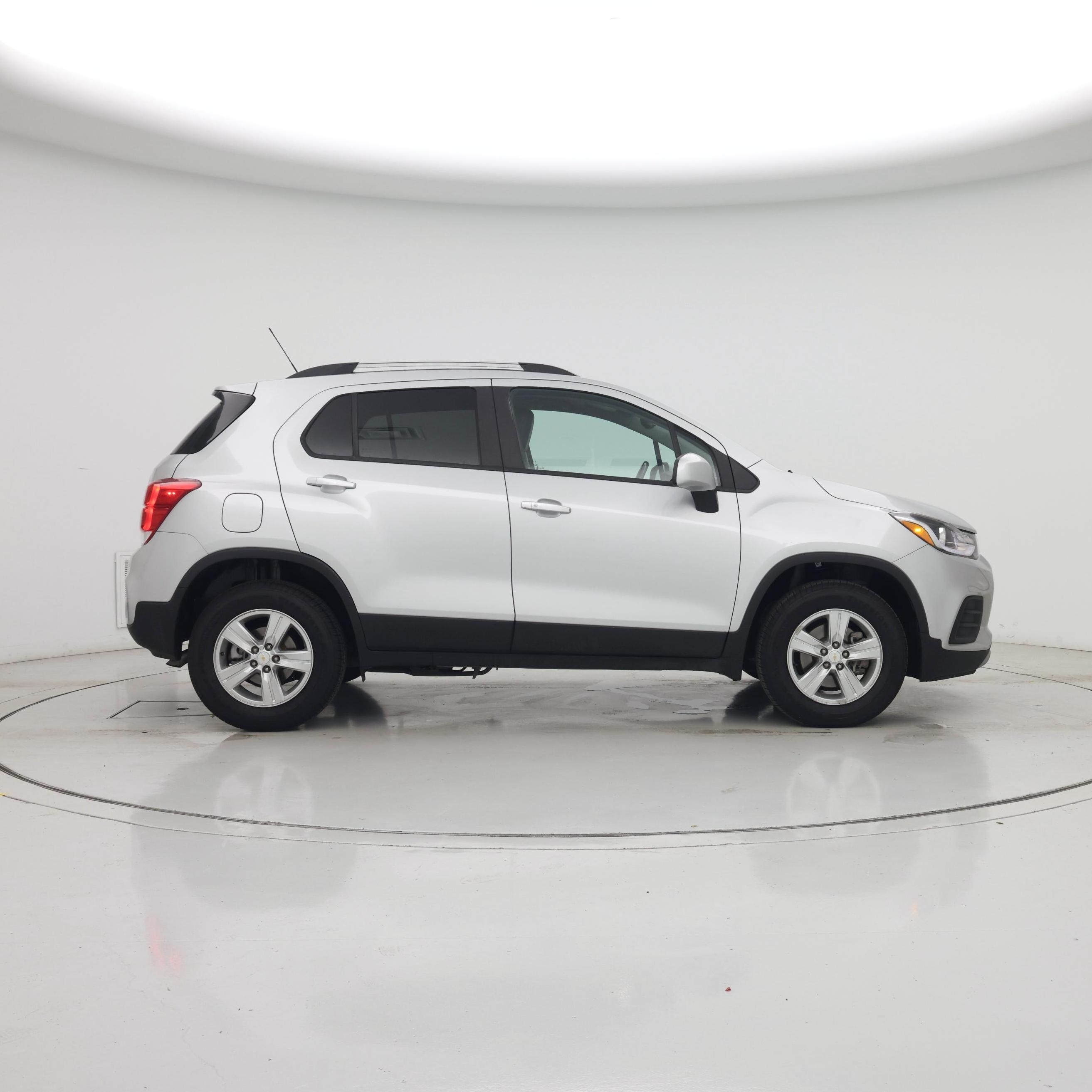 Thumbnail: 2022 Chevrolet Trax - 7