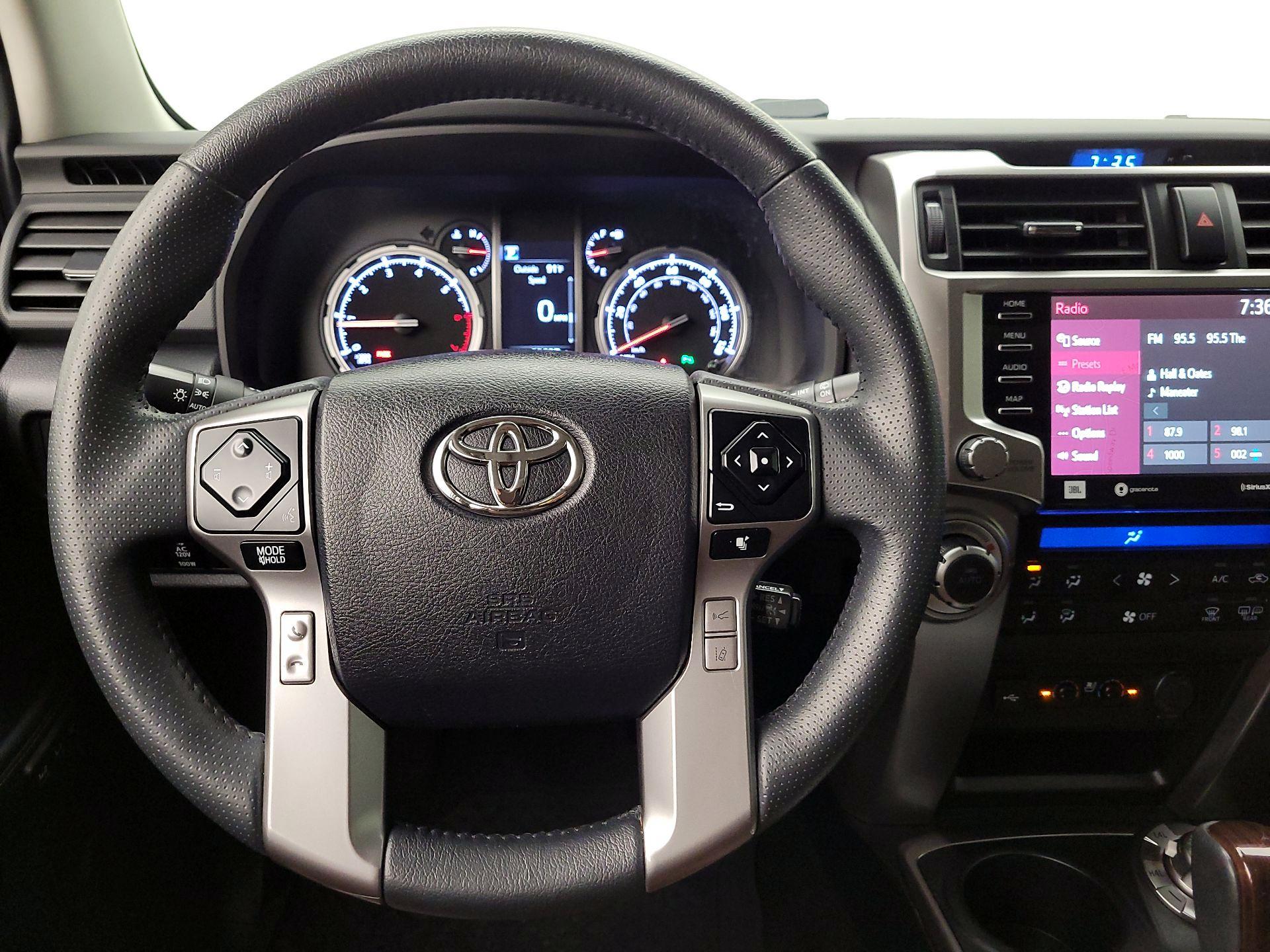Thumbnail: 2022 Toyota 4Runner - 10