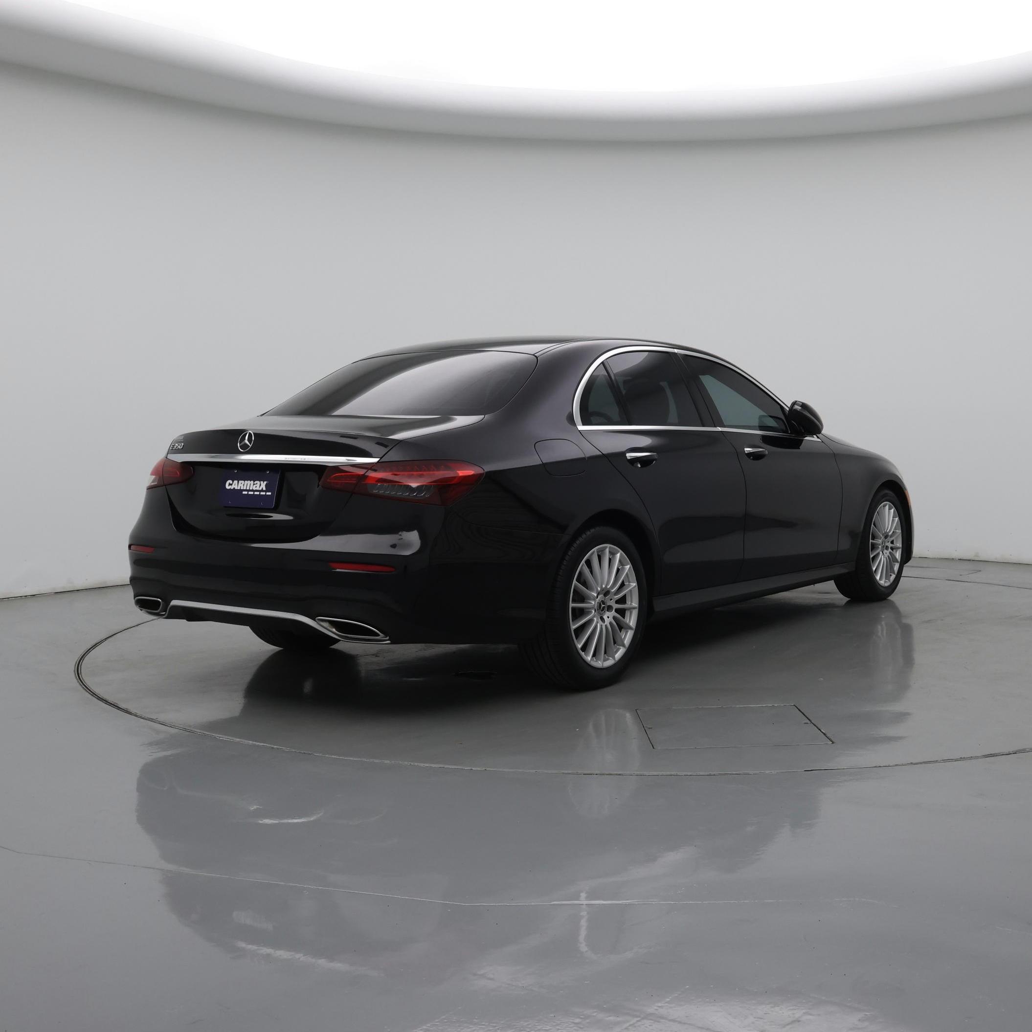 Thumbnail: 2023 Mercedes-Benz E-Class - 8