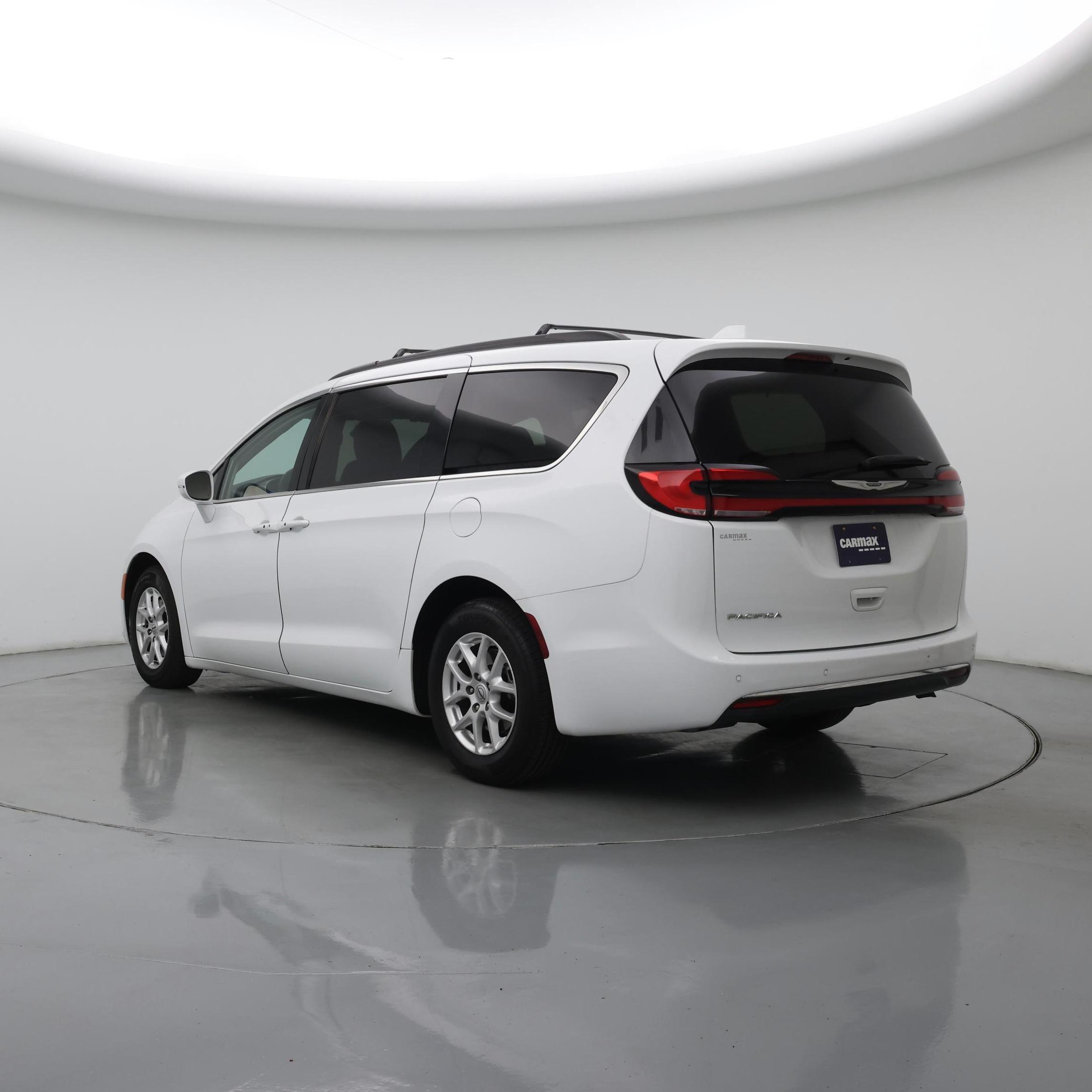 Thumbnail: 2022 Chrysler Pacifica - 2