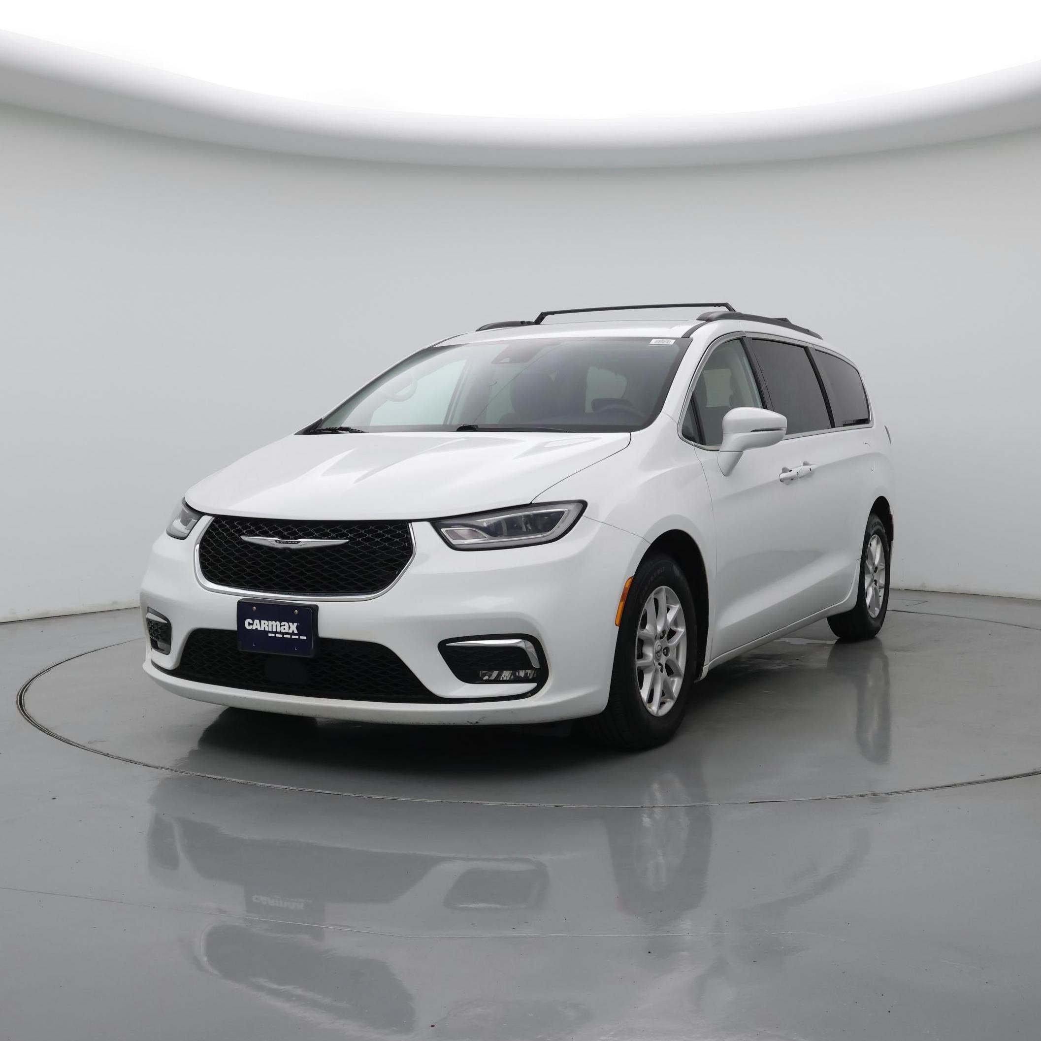 Thumbnail: 2022 Chrysler Pacifica - 4
