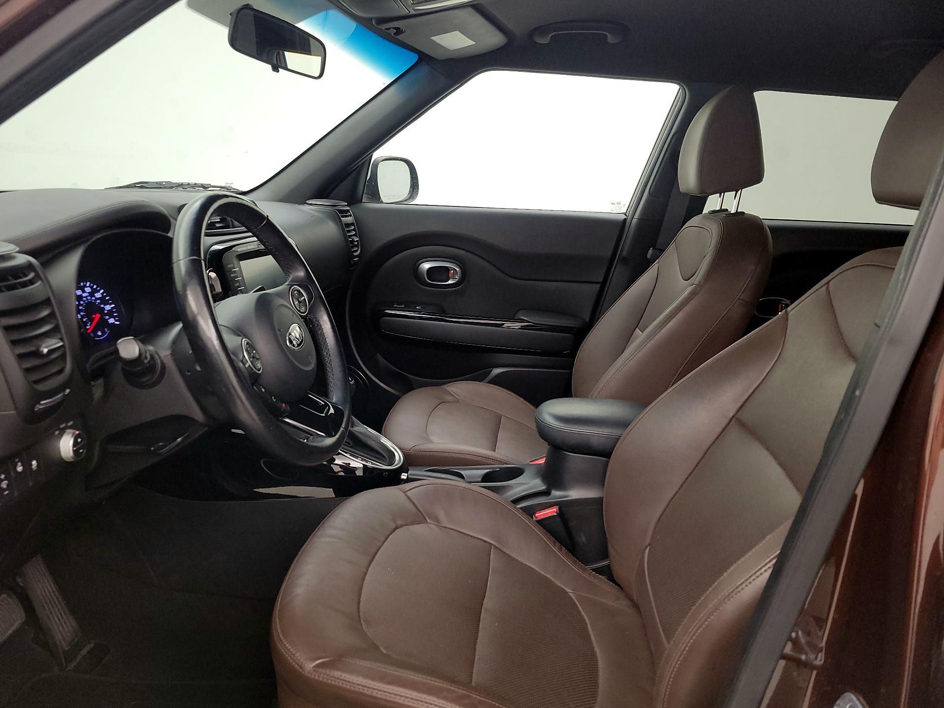 Thumbnail: 2017 Kia Soul - 11