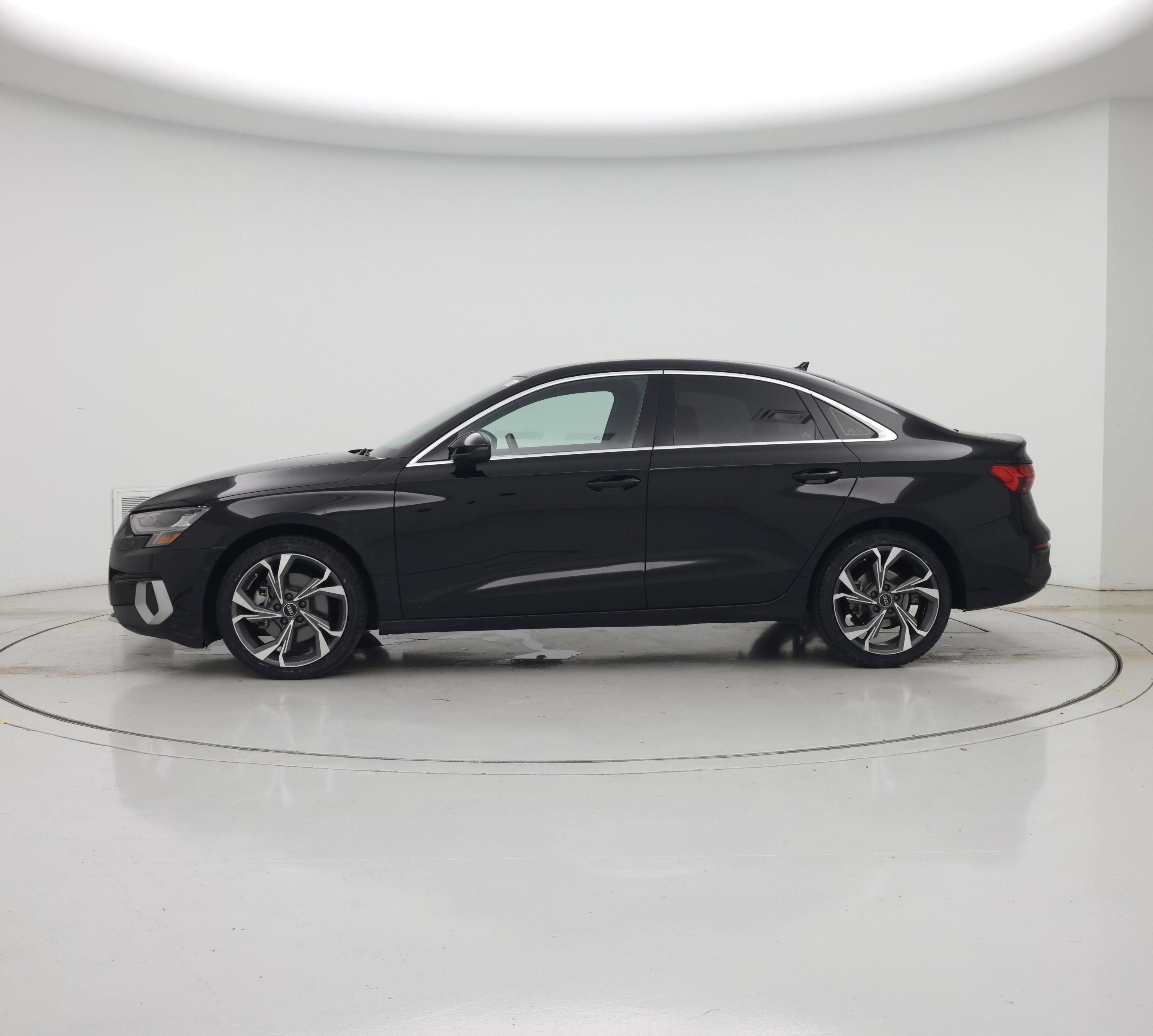 Thumbnail: 2022 Audi A3 - 3