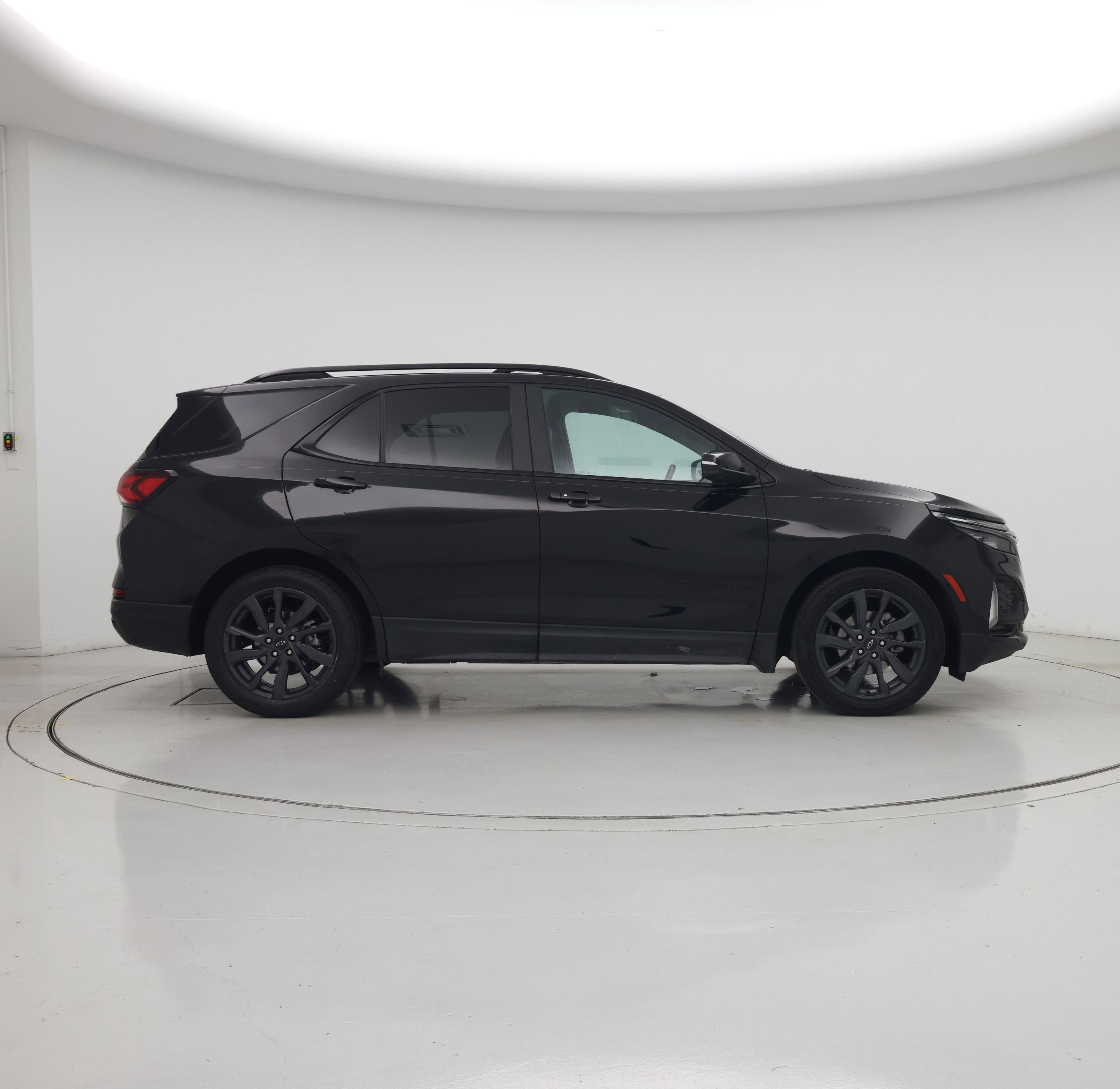 Thumbnail: 2022 Chevrolet Equinox - 7