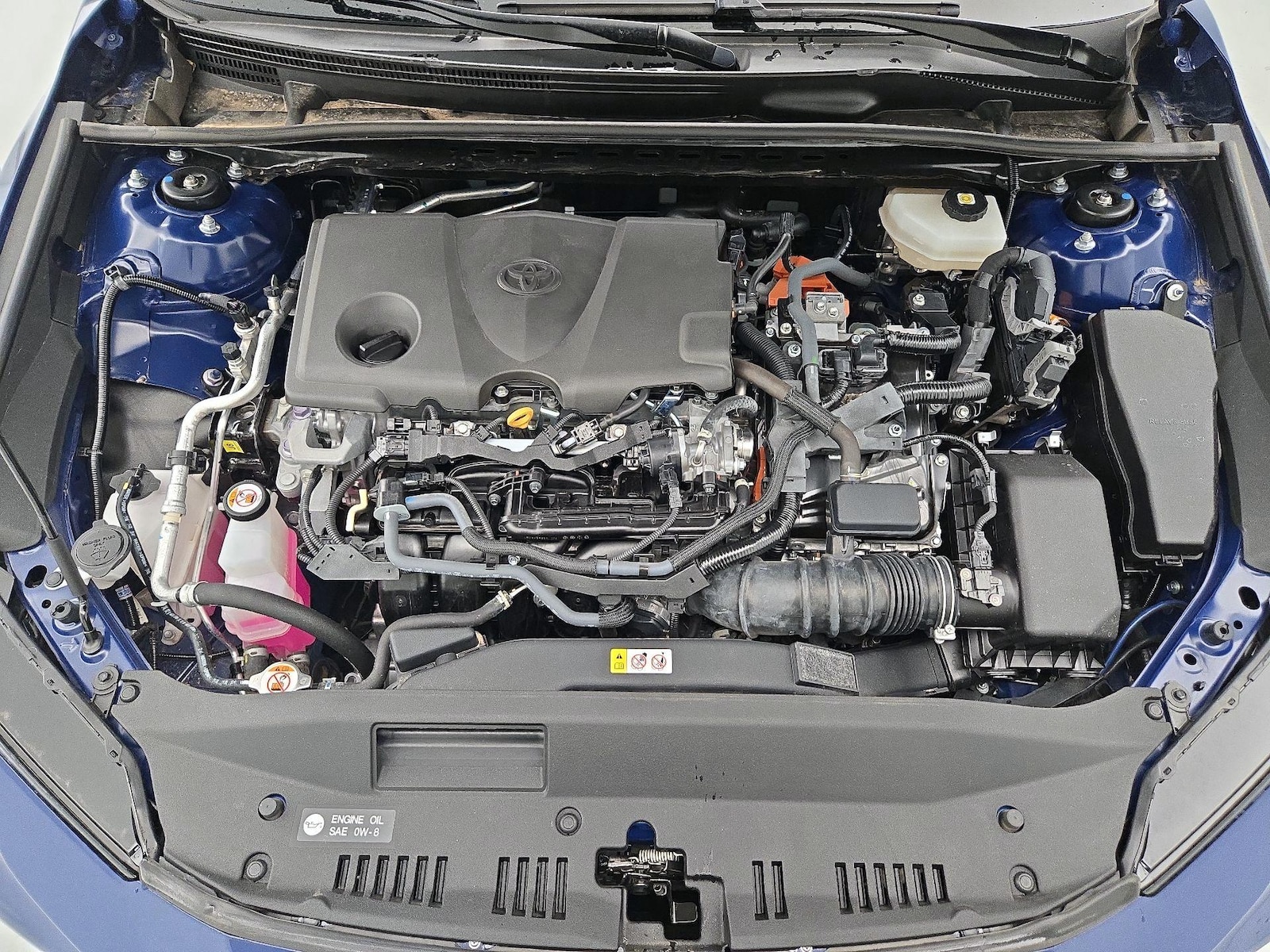2025 Toyota Camry SE - Photo 23