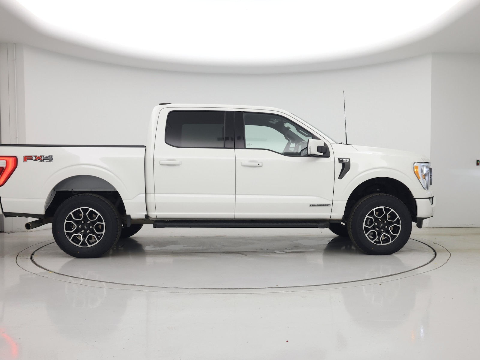 2023 Ford F-150 Lariat - Photo 8