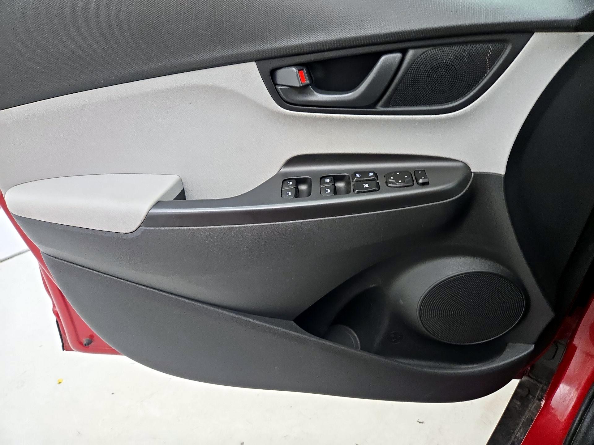 Thumbnail: 2022 Hyundai Kona - 12
