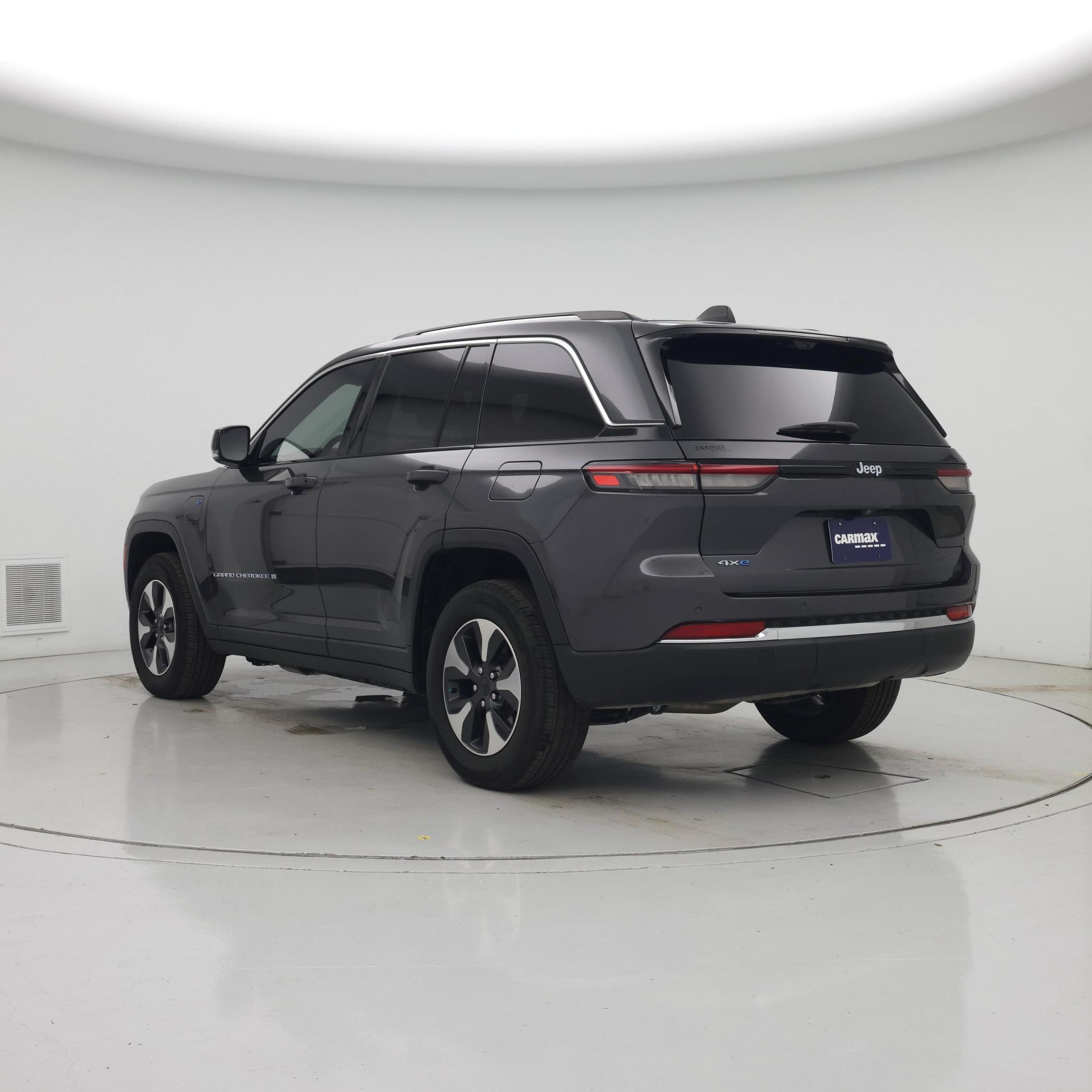 Thumbnail: 2023 Jeep Grand Cherokee - 2