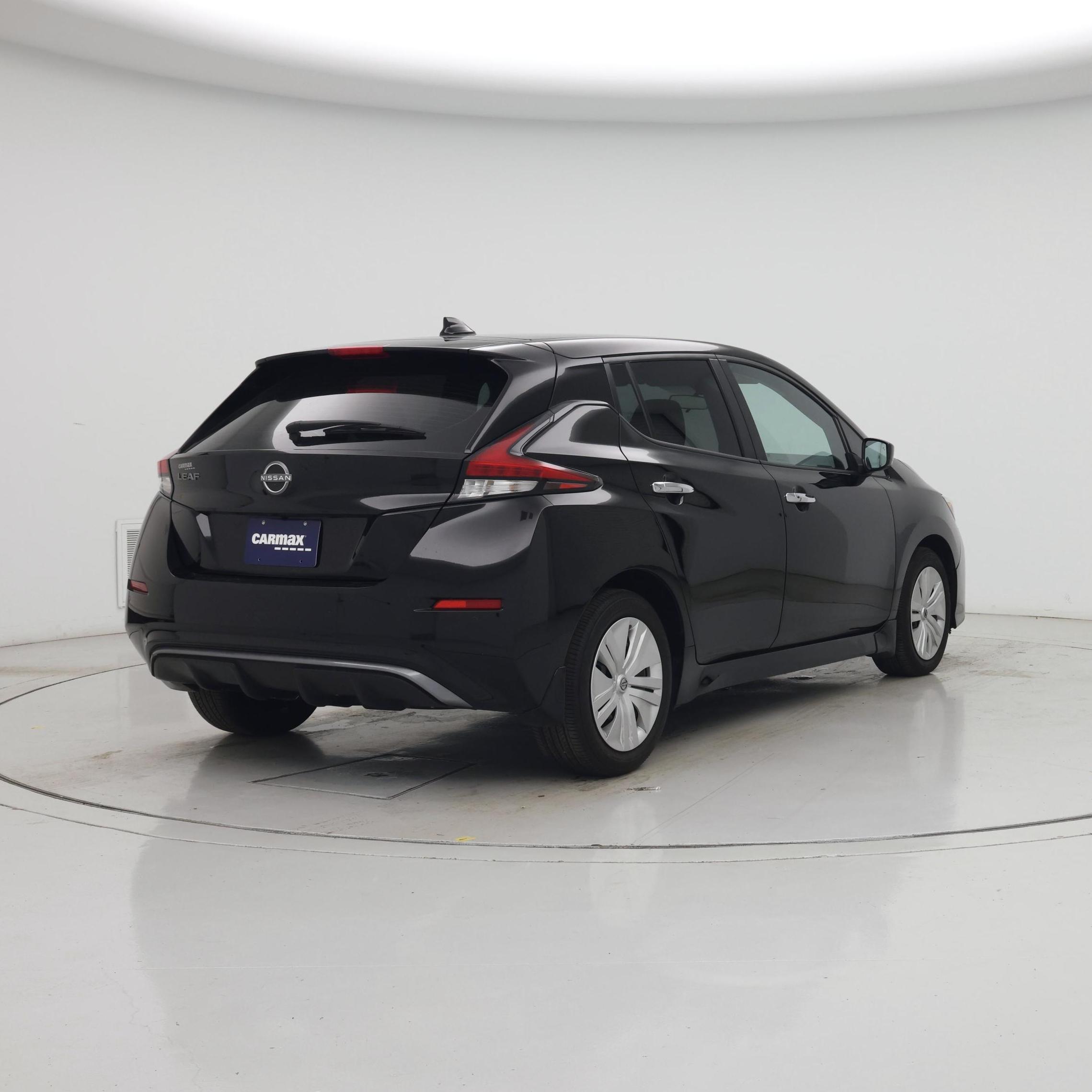 Thumbnail: 2025 Nissan Leaf - 8