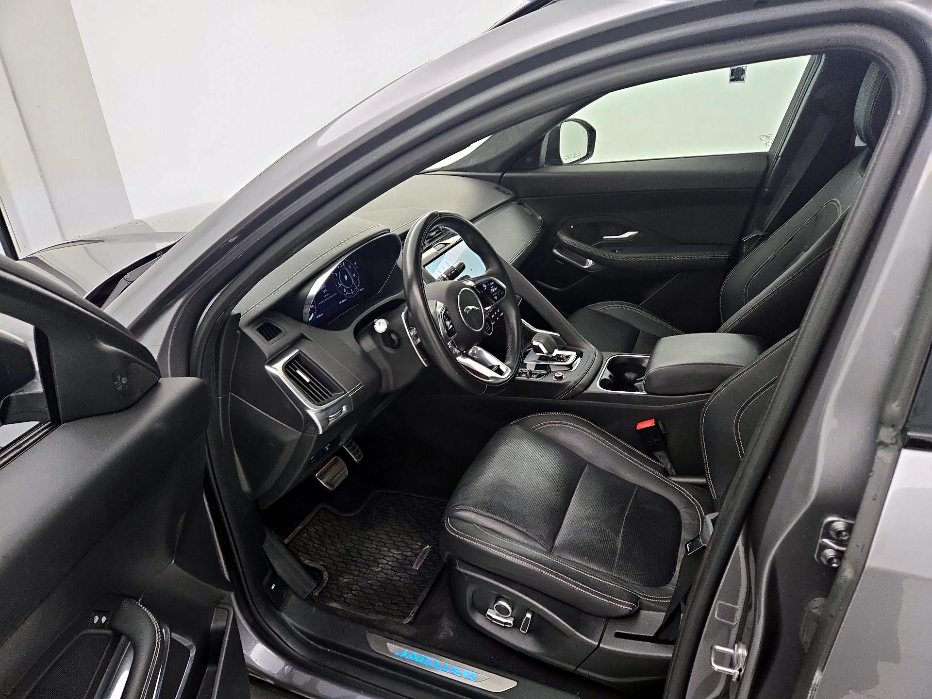 Thumbnail: 2021 Jaguar E-Pace - 11