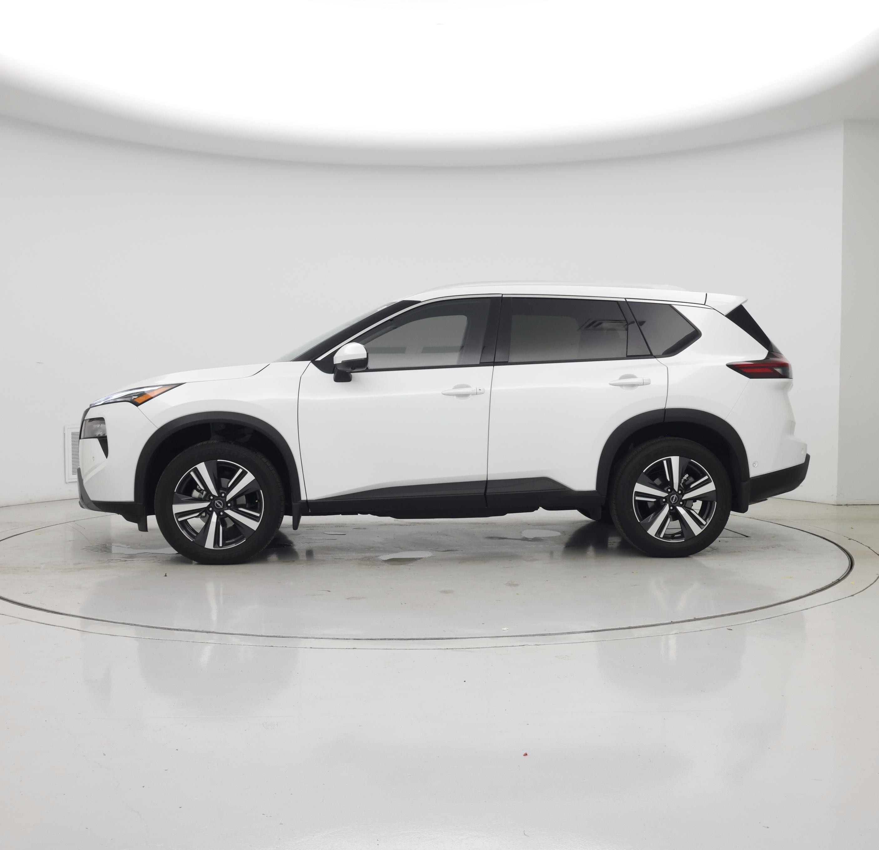 Thumbnail: 2025 Nissan Rogue - 3