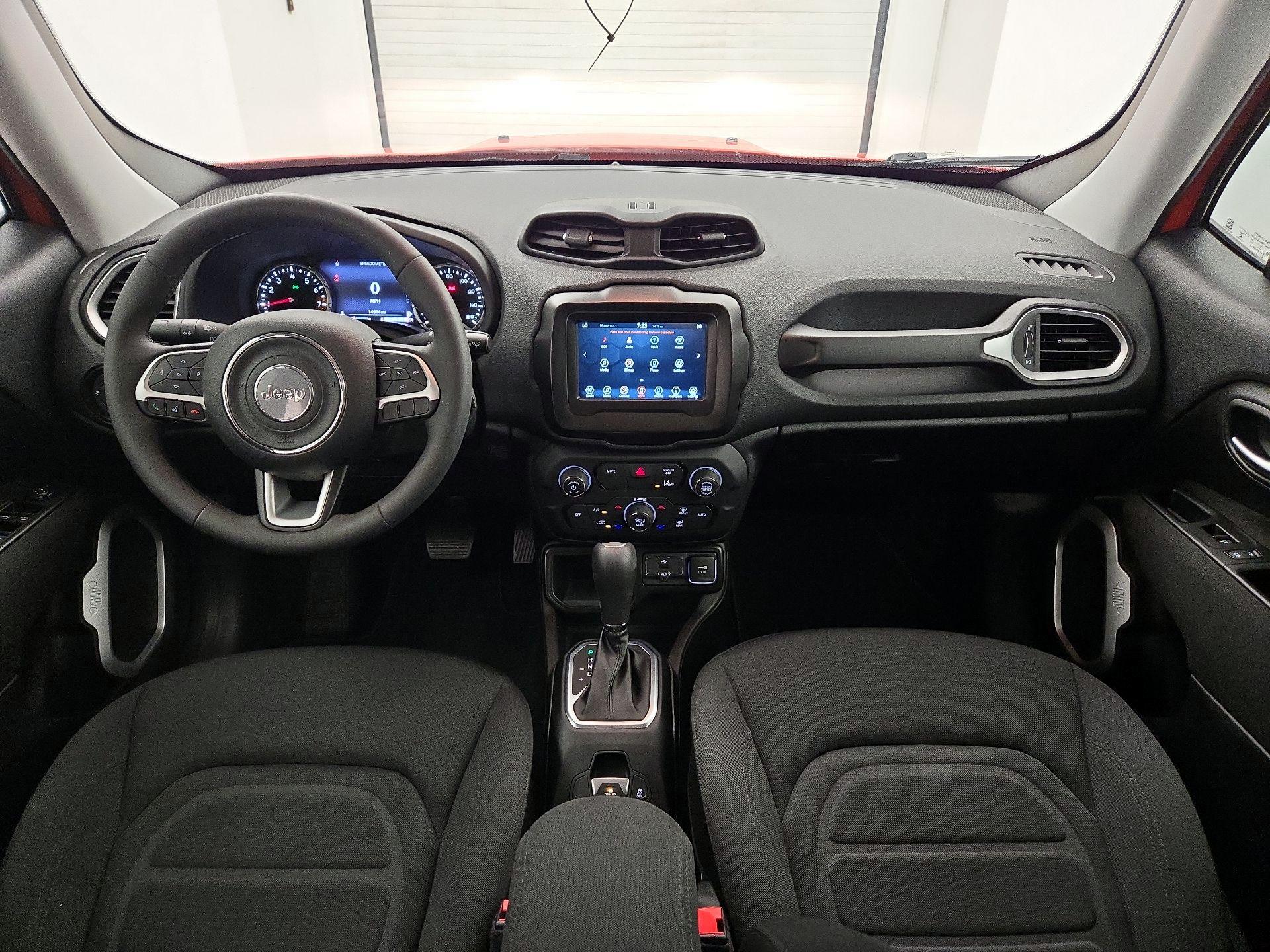 Thumbnail: 2021 Jeep Renegade - 9