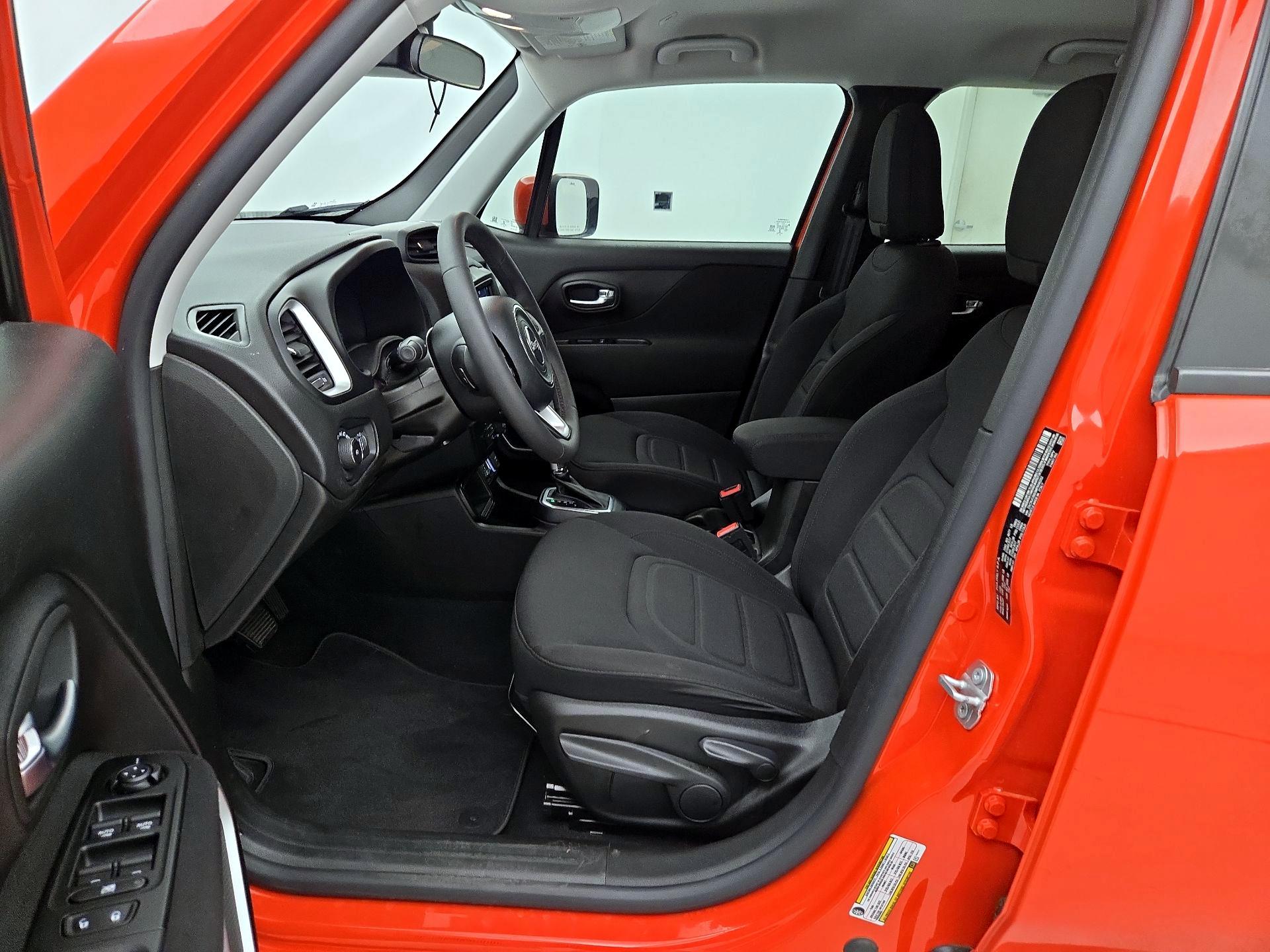 Thumbnail: 2021 Jeep Renegade - 11