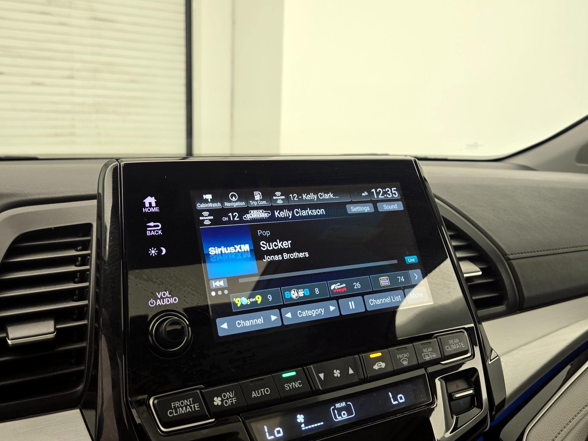Thumbnail: 2023 Honda Odyssey - 16