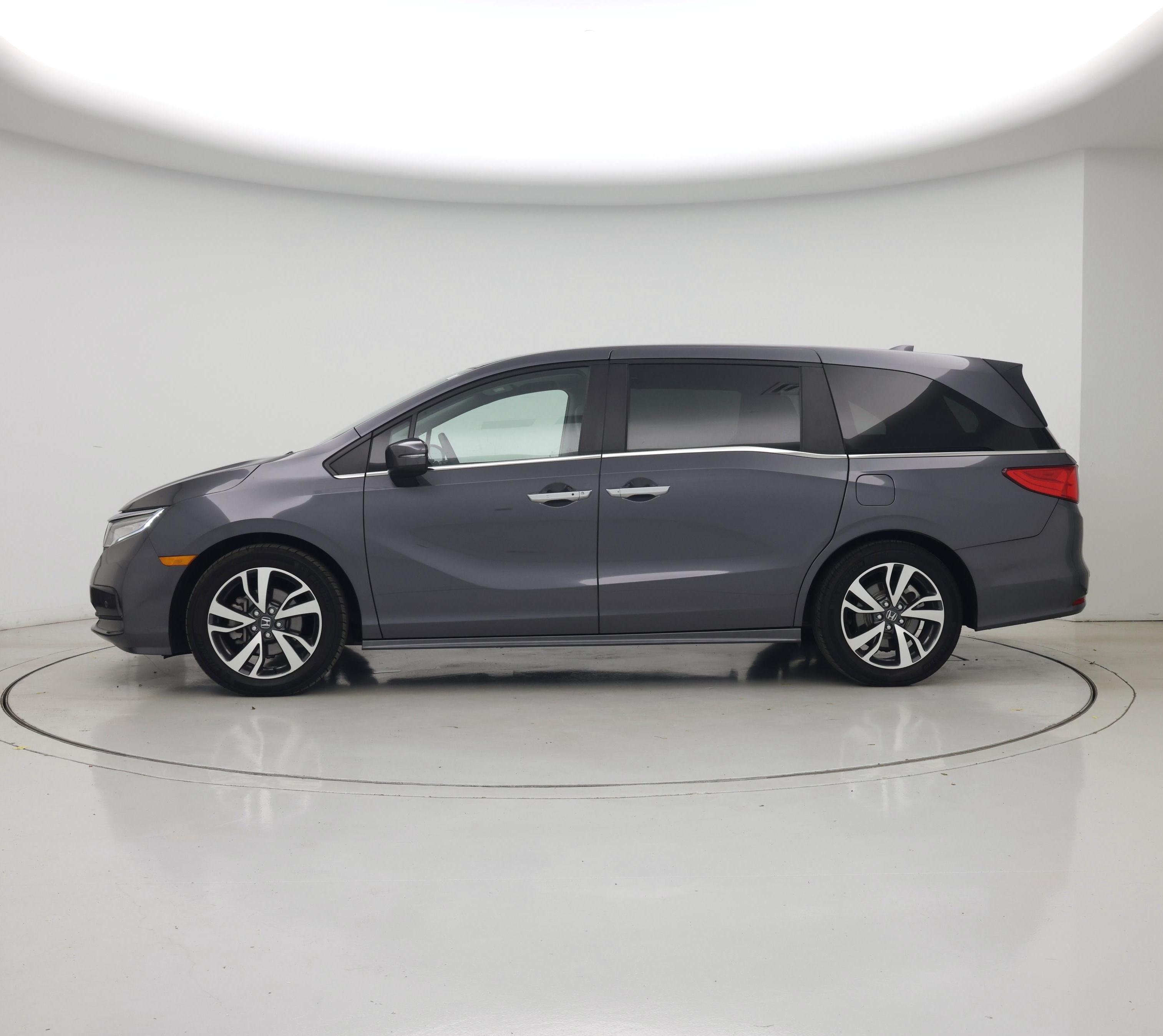 Thumbnail: 2023 Honda Odyssey - 3