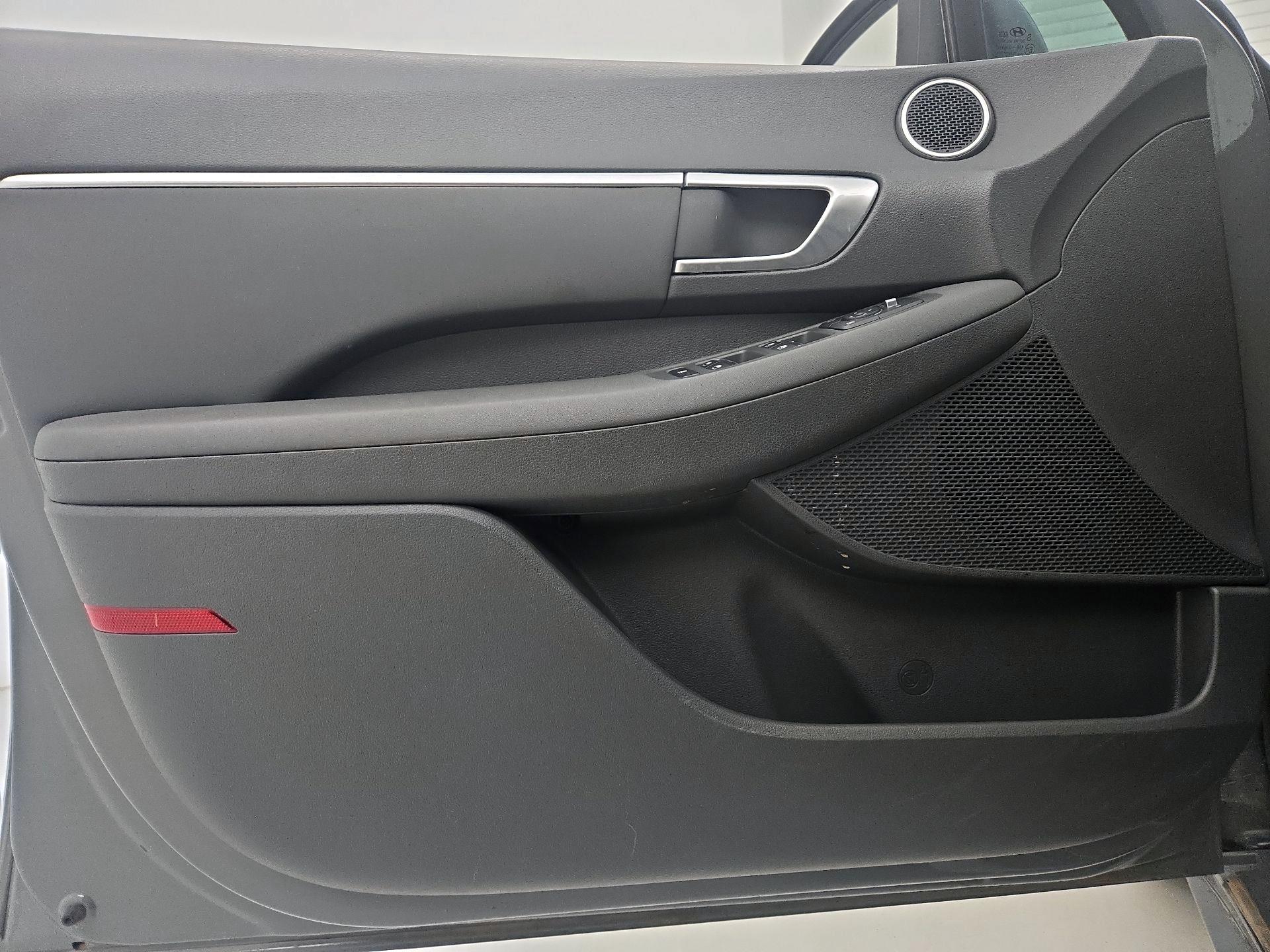Thumbnail: 2021 Hyundai Sonata - 12