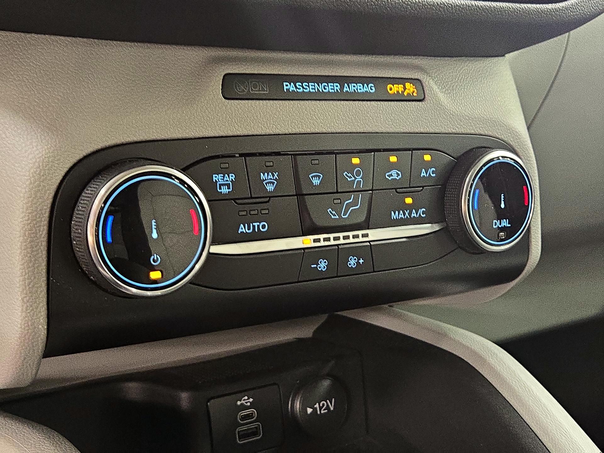 Thumbnail: 2024 Ford Escape - 16