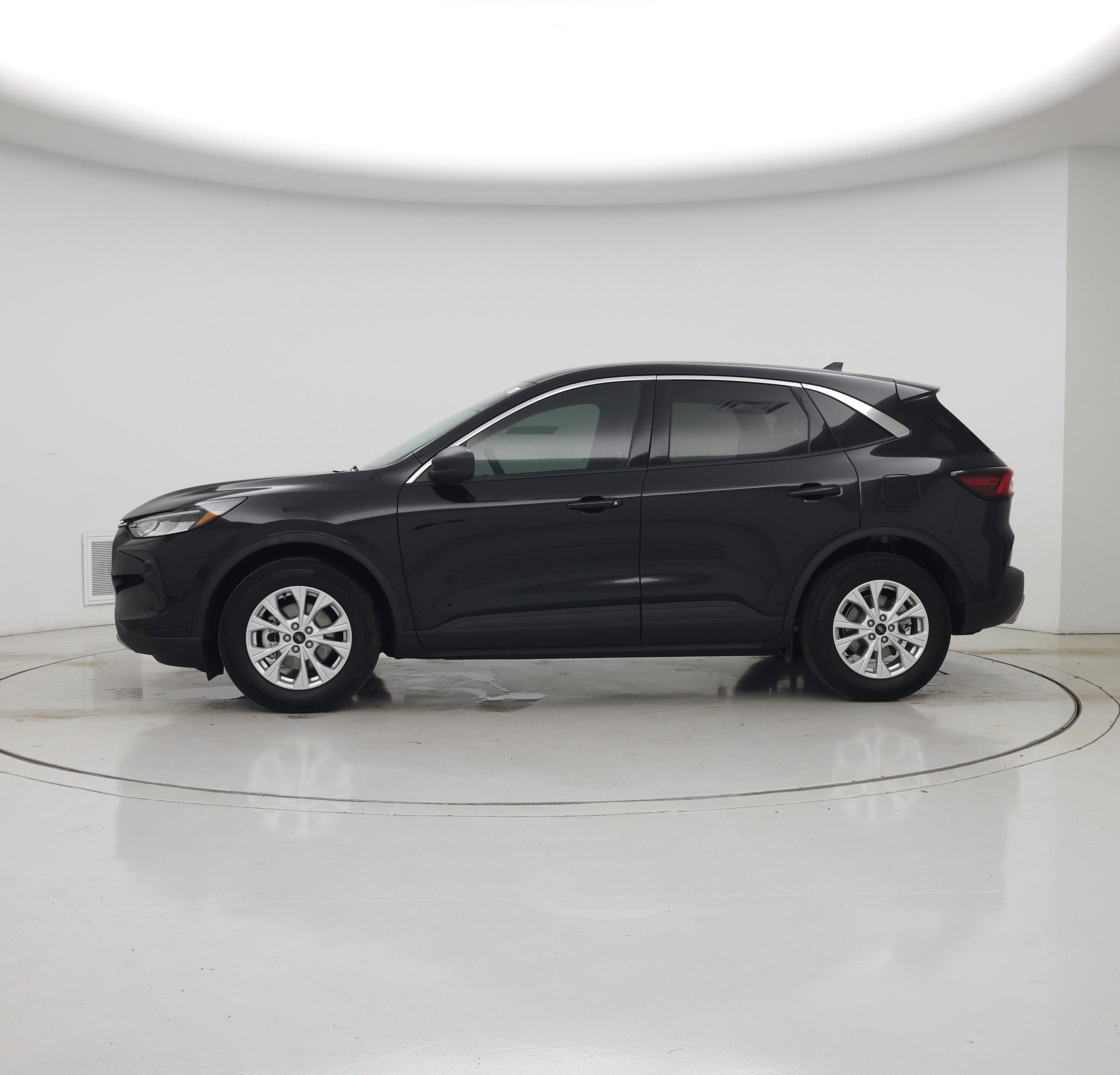 Thumbnail: 2024 Ford Escape - 3